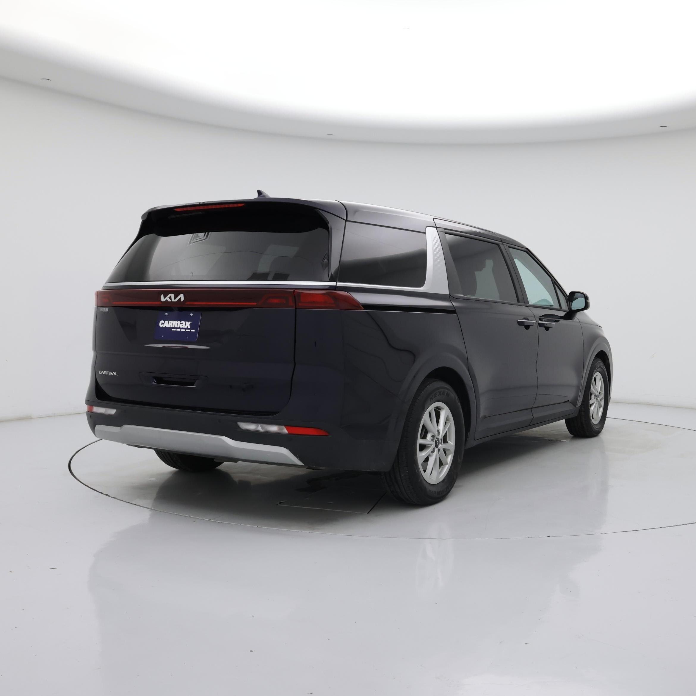 Thumbnail: 2024 Kia Carnival - 8