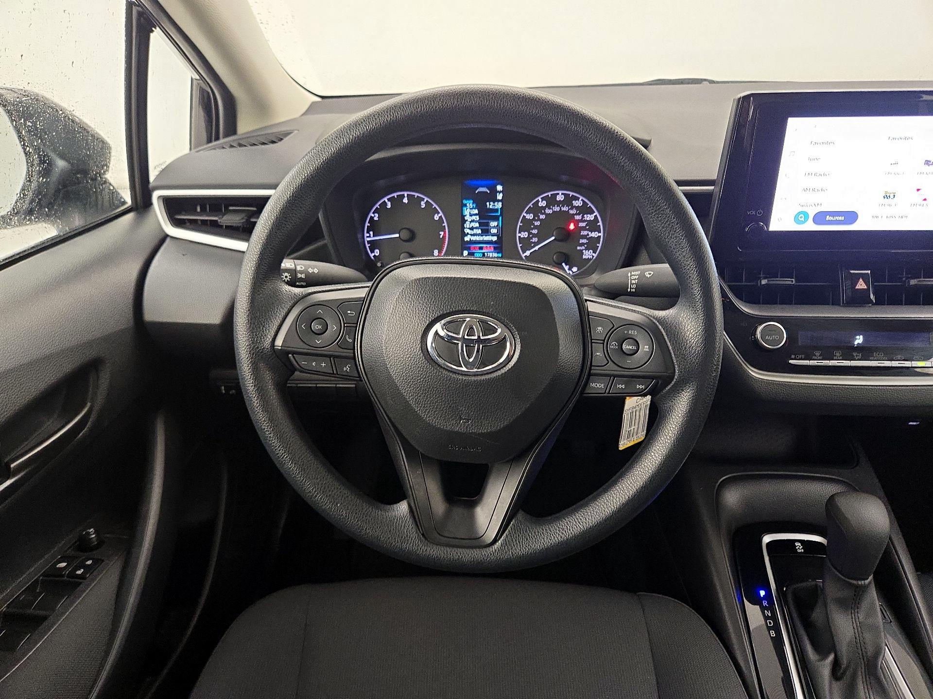 Thumbnail: 2025 Toyota Corolla - 10