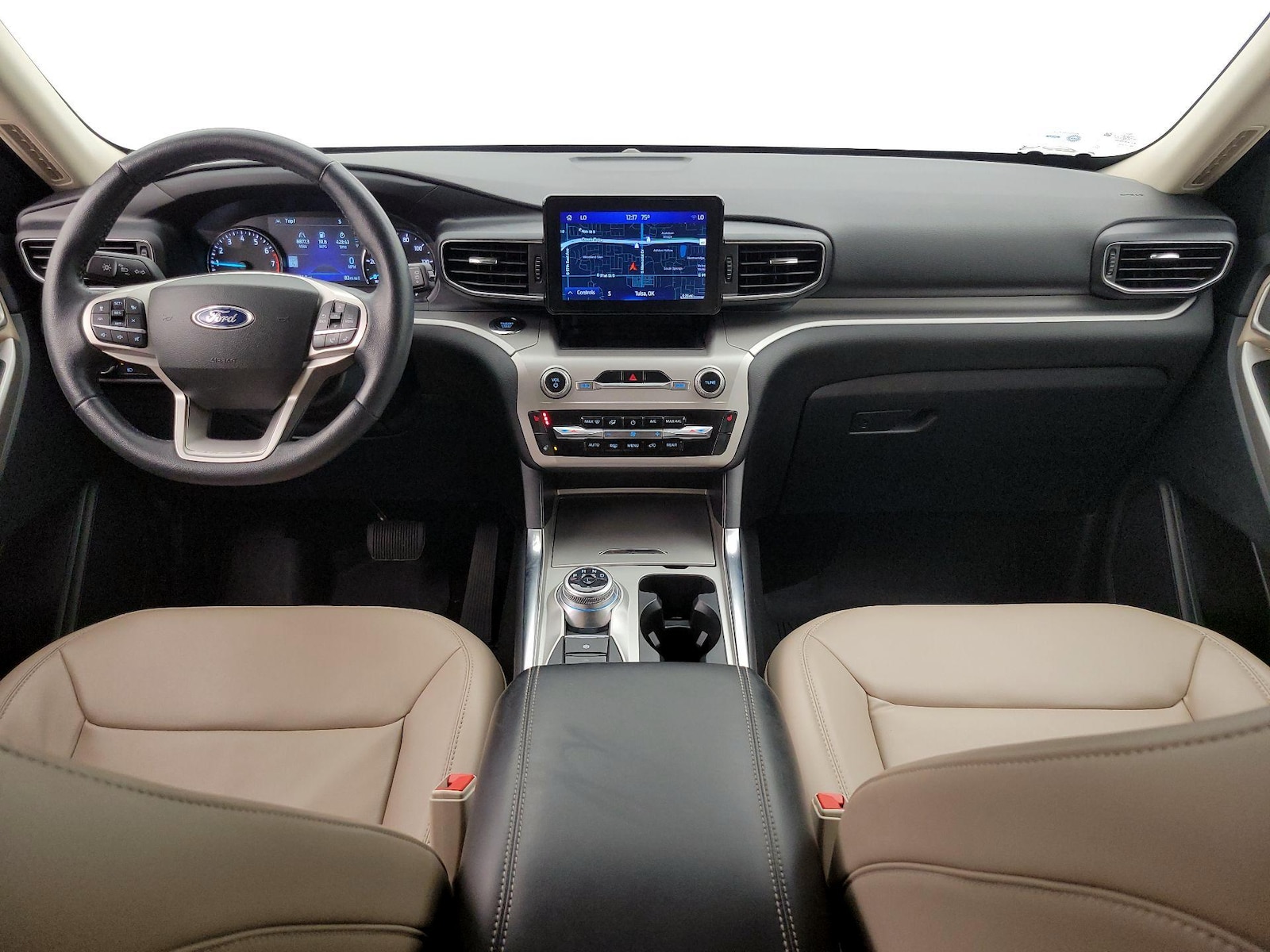 2022 Ford Explorer XLT - Photo 10