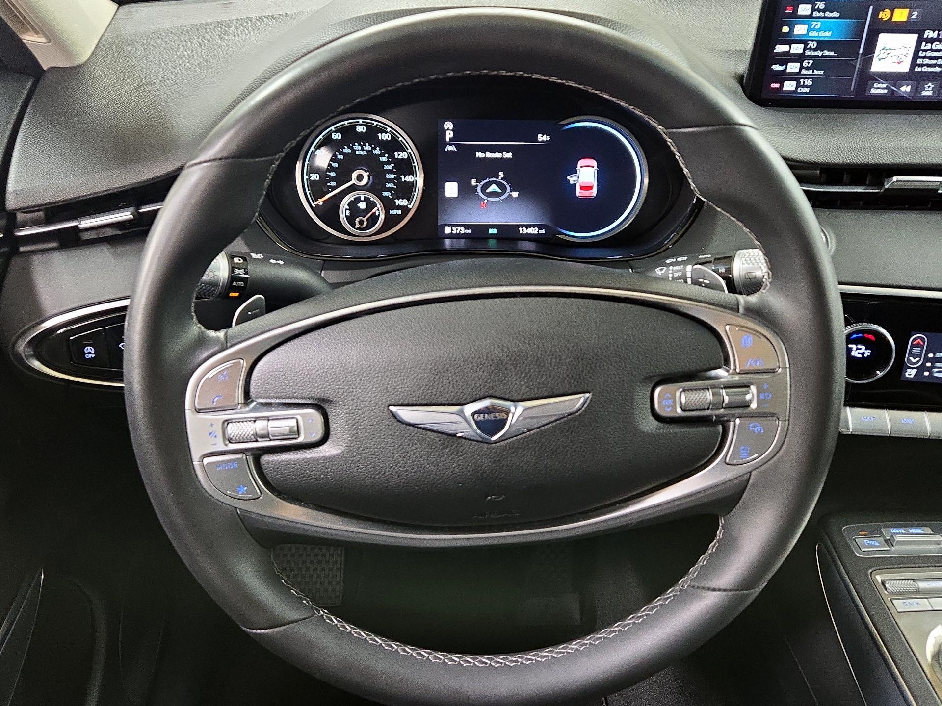 Thumbnail: 2024 Genesis GV70 - 10