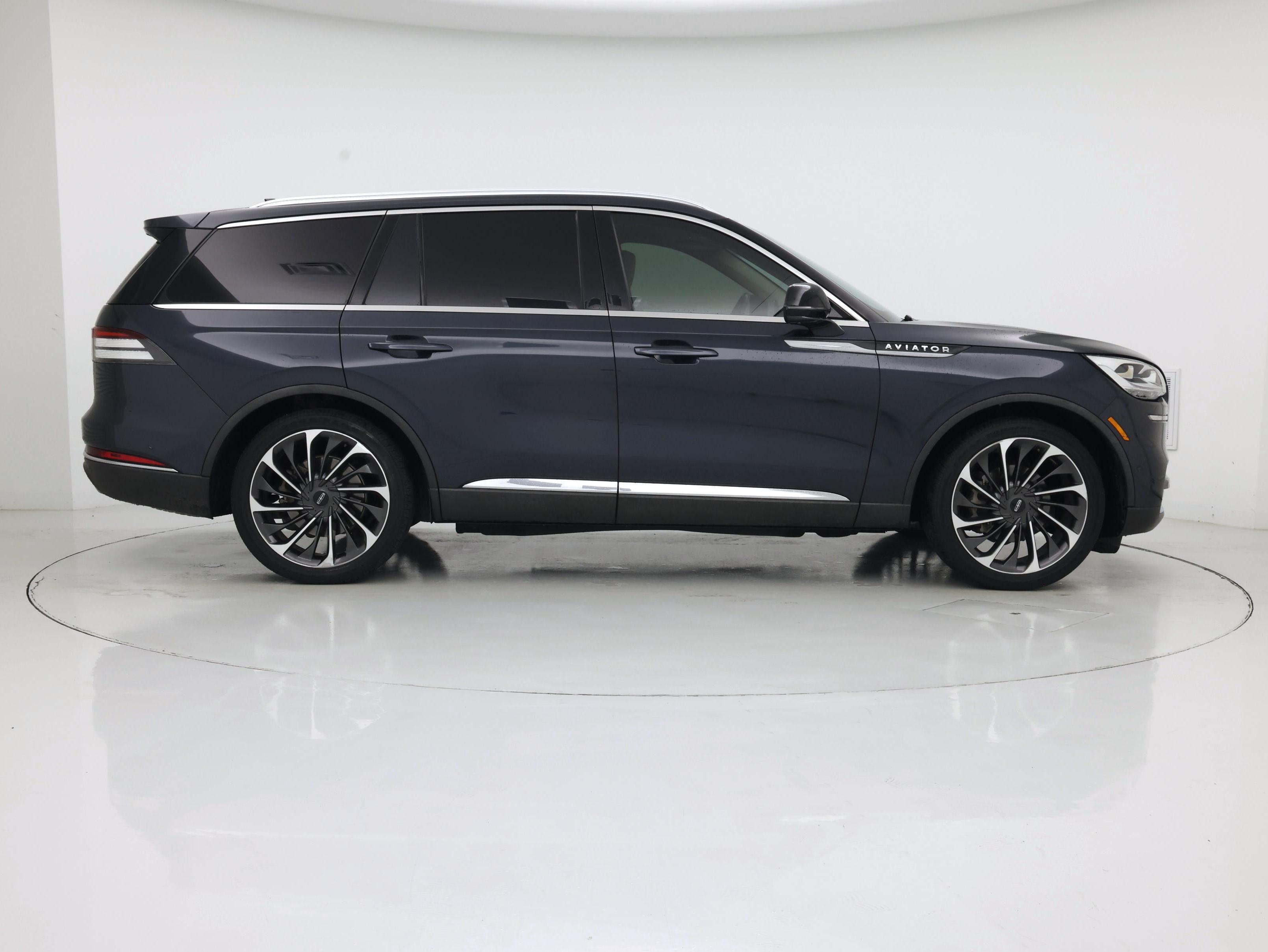 Thumbnail: 2022 Lincoln Aviator - 7