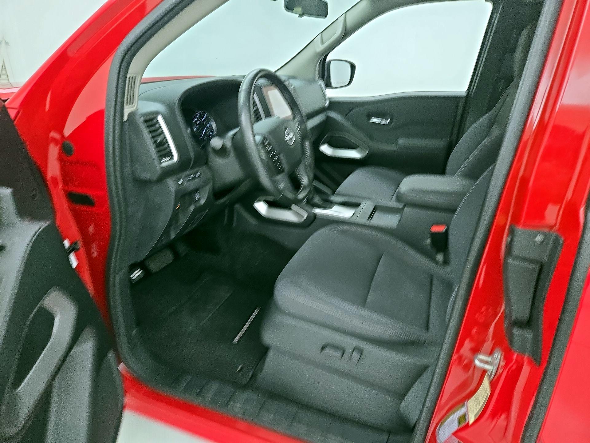 Thumbnail: 2022 Nissan Frontier - 11