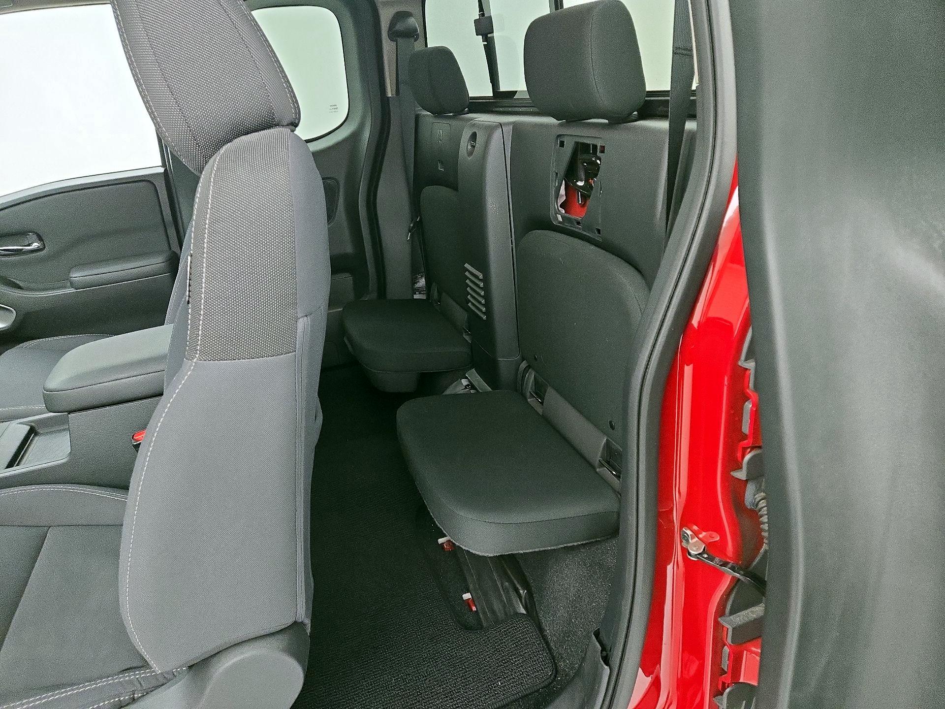 Thumbnail: 2022 Nissan Frontier - 19