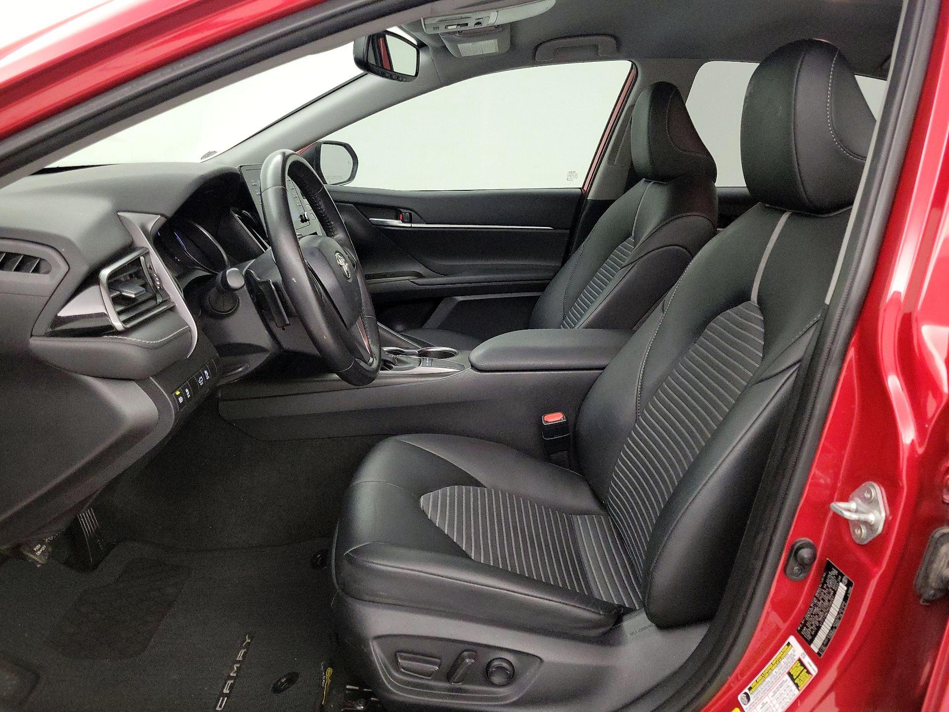 Thumbnail: 2023 Toyota Camry - 11