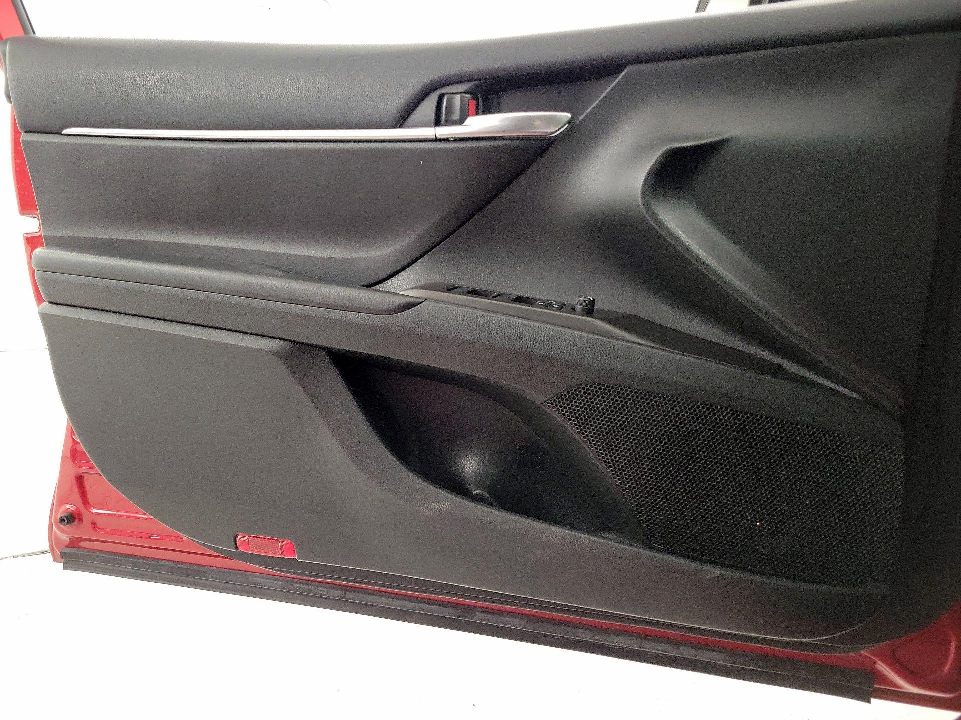 Thumbnail: 2023 Toyota Camry - 12