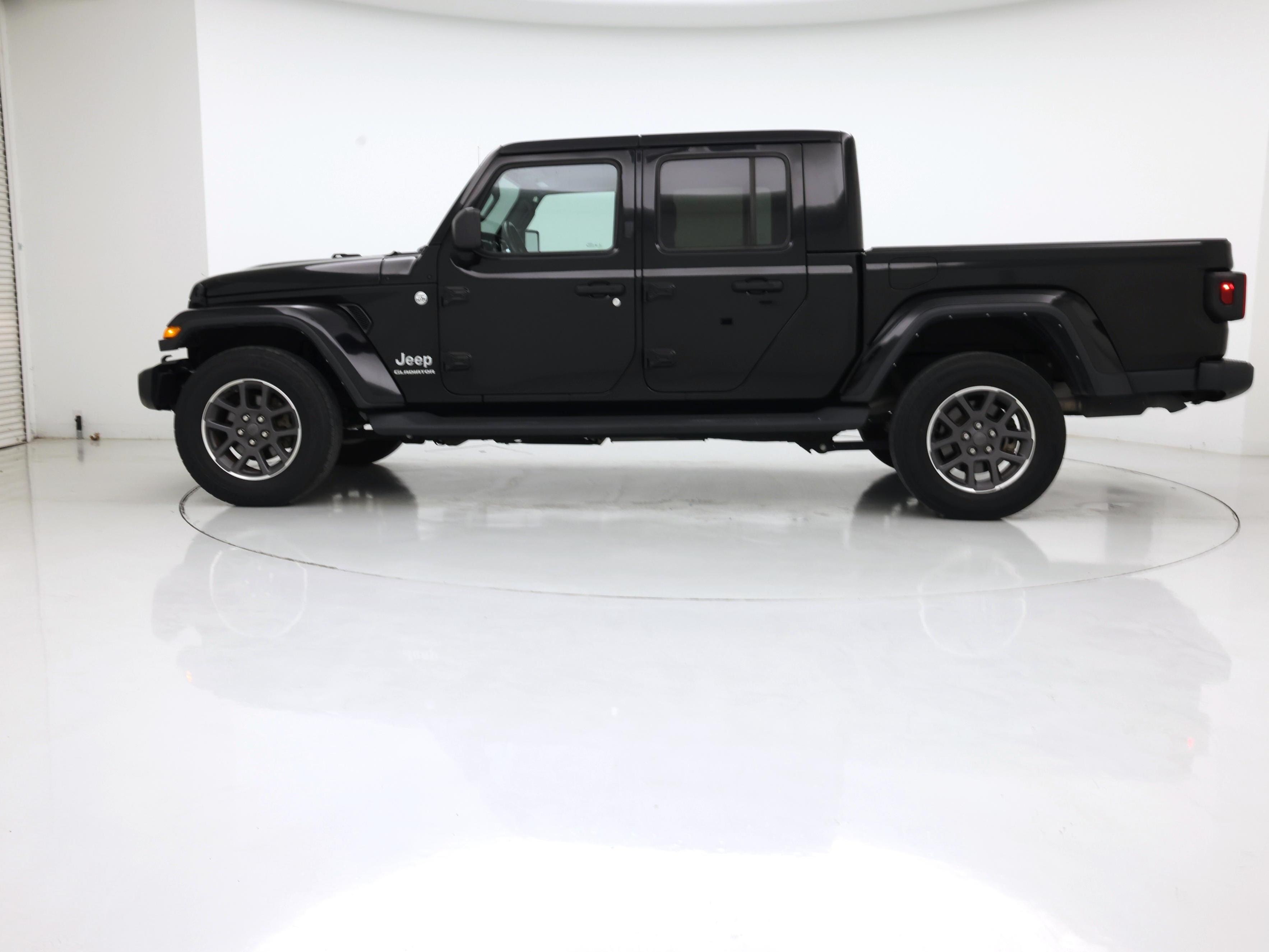 Thumbnail: 2021 Jeep Gladiator - 3