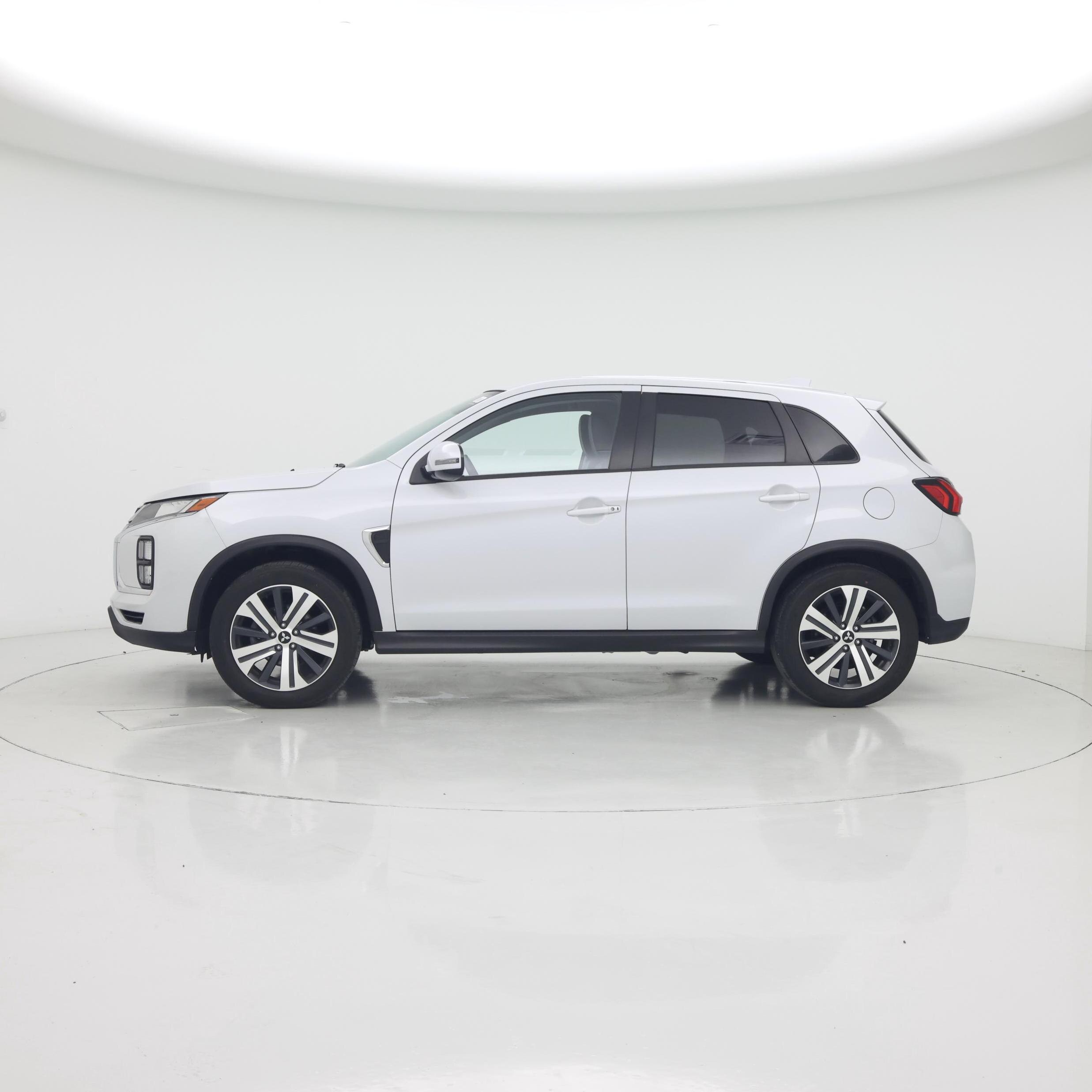 Thumbnail: 2024 Mitsubishi Outlander Sport - 3