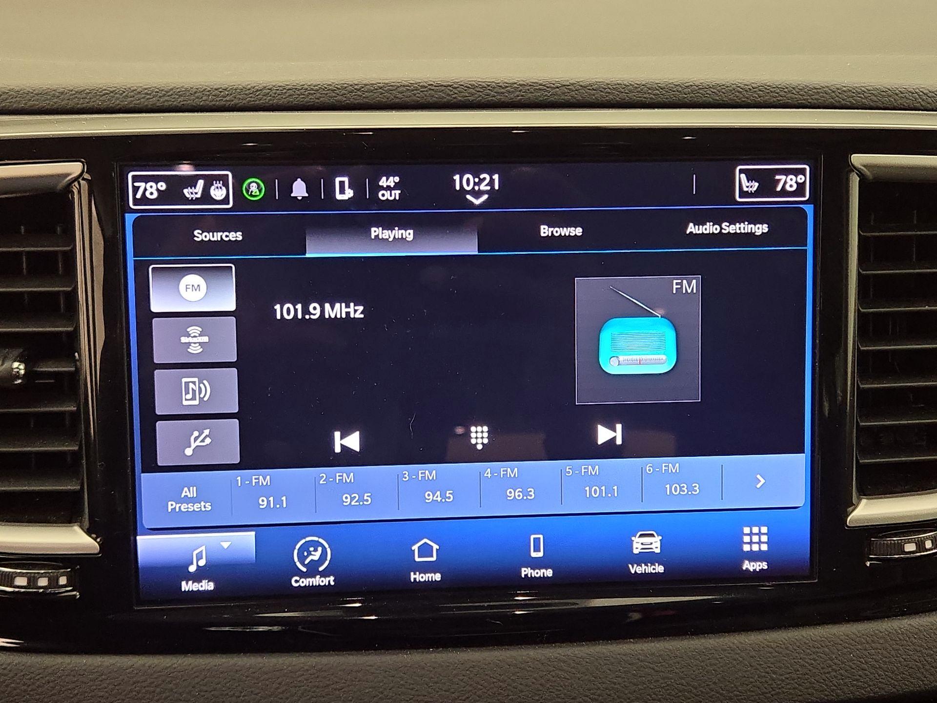 Thumbnail: 2024 Chrysler Pacifica - 15