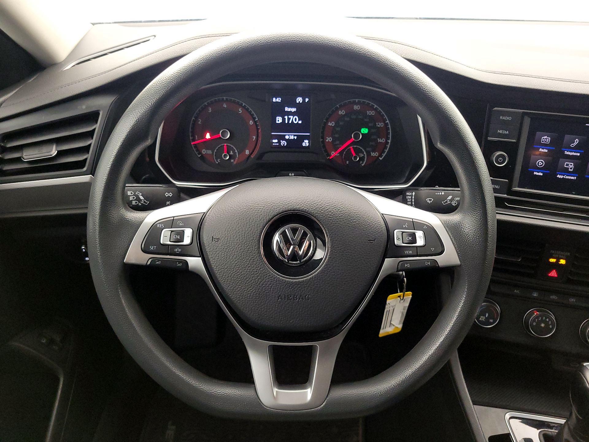 Thumbnail: 2021 Volkswagen Jetta - 10