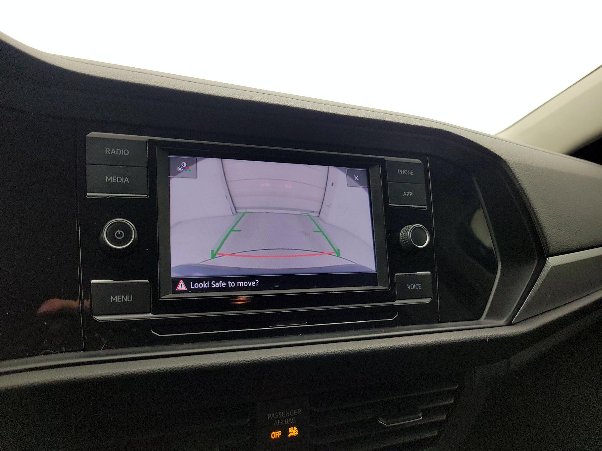 Thumbnail: 2021 Volkswagen Jetta - 14