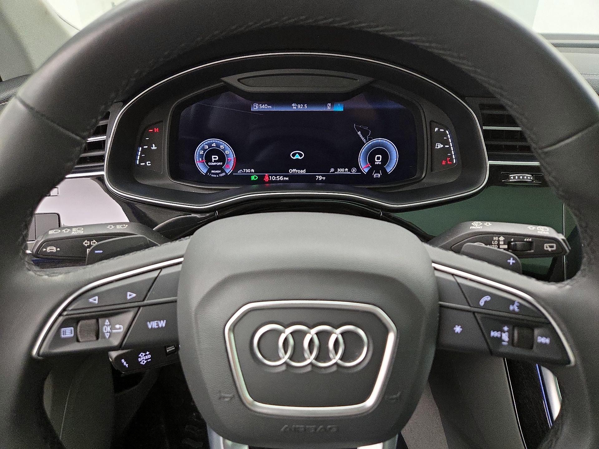 Thumbnail: 2023 Audi Q7 - 10