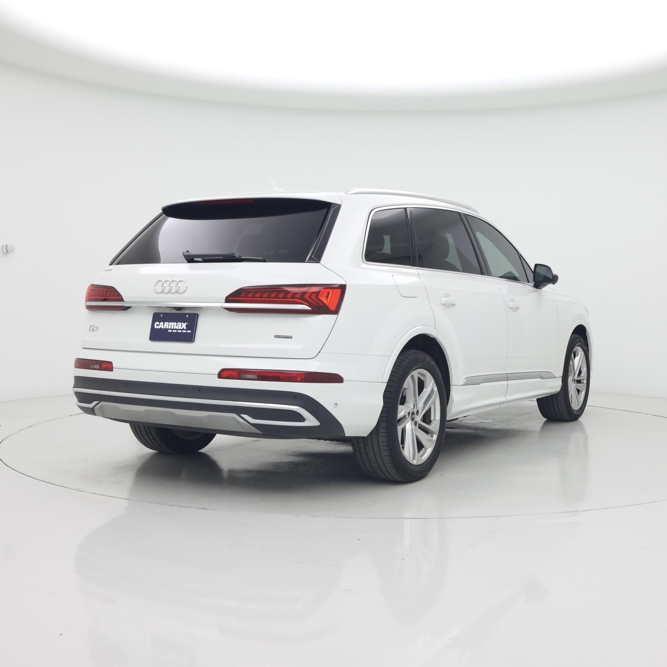 Thumbnail: 2023 Audi Q7 - 8