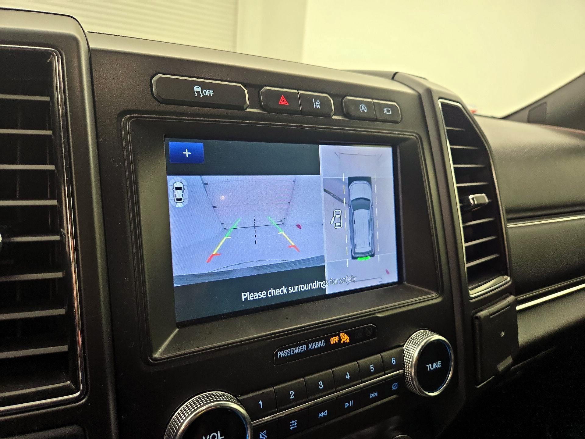 Thumbnail: 2020 Ford Expedition - 15