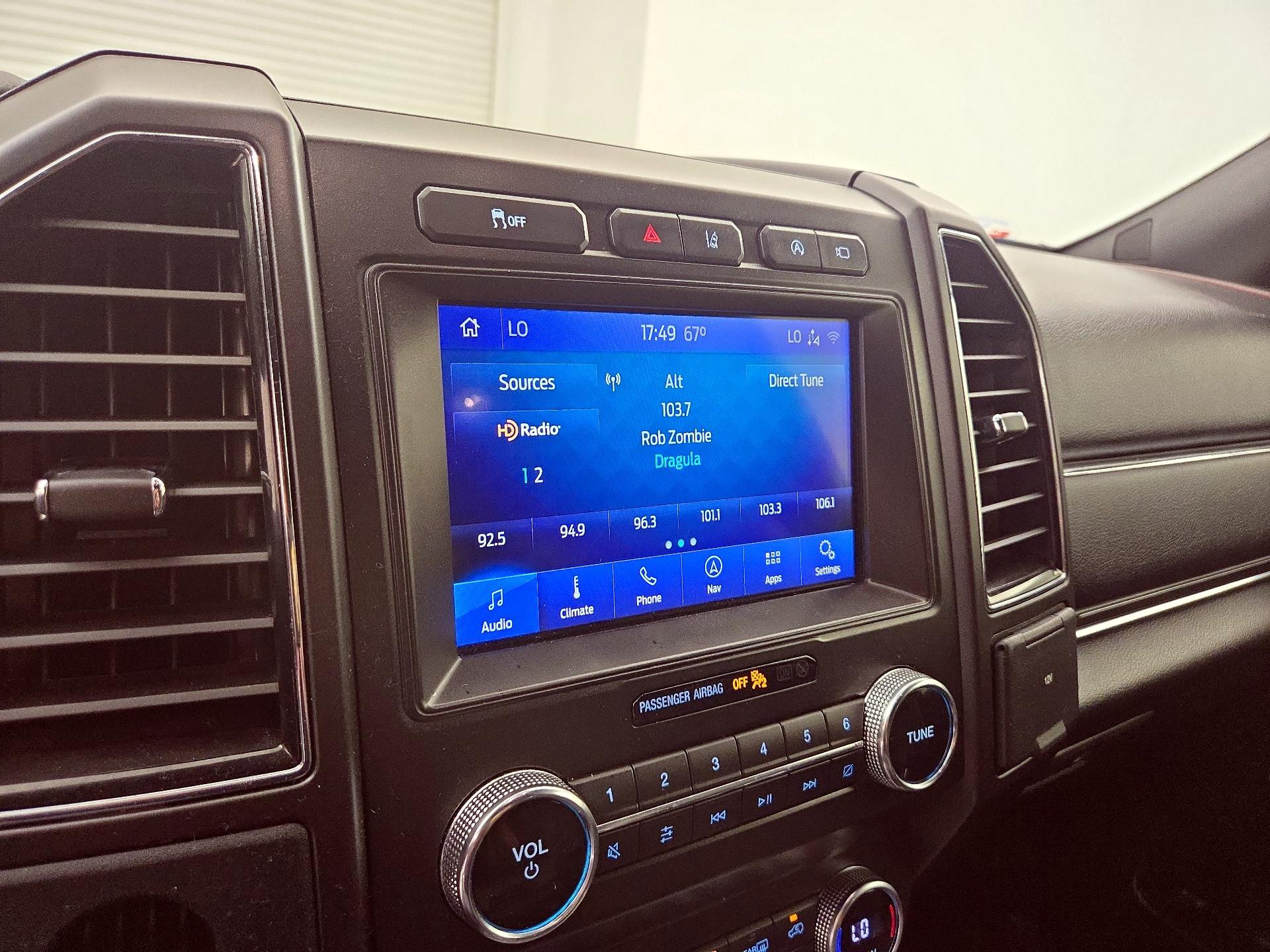 Thumbnail: 2020 Ford Expedition - 16