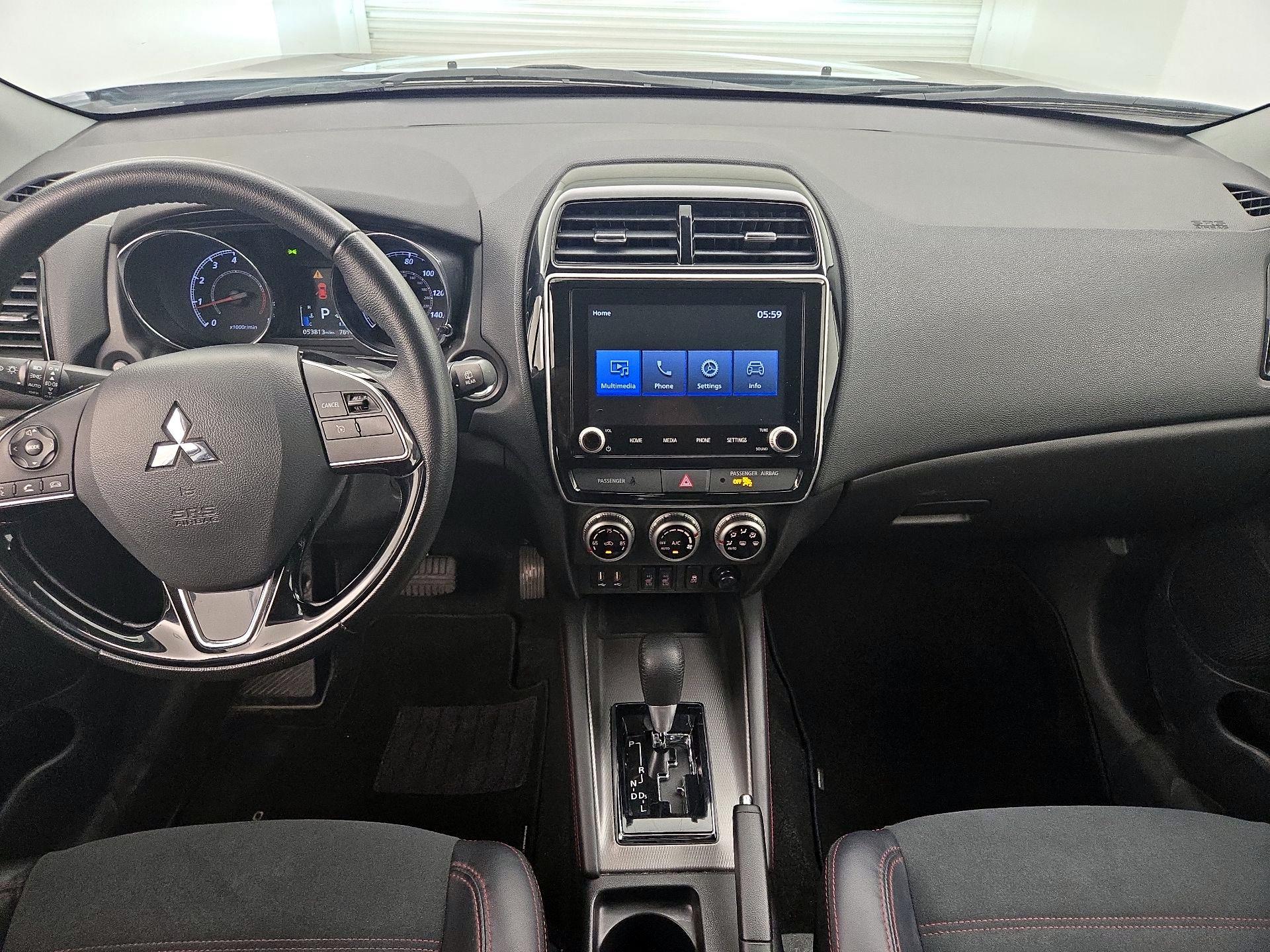 Thumbnail: 2024 Mitsubishi Outlander Sport - 9