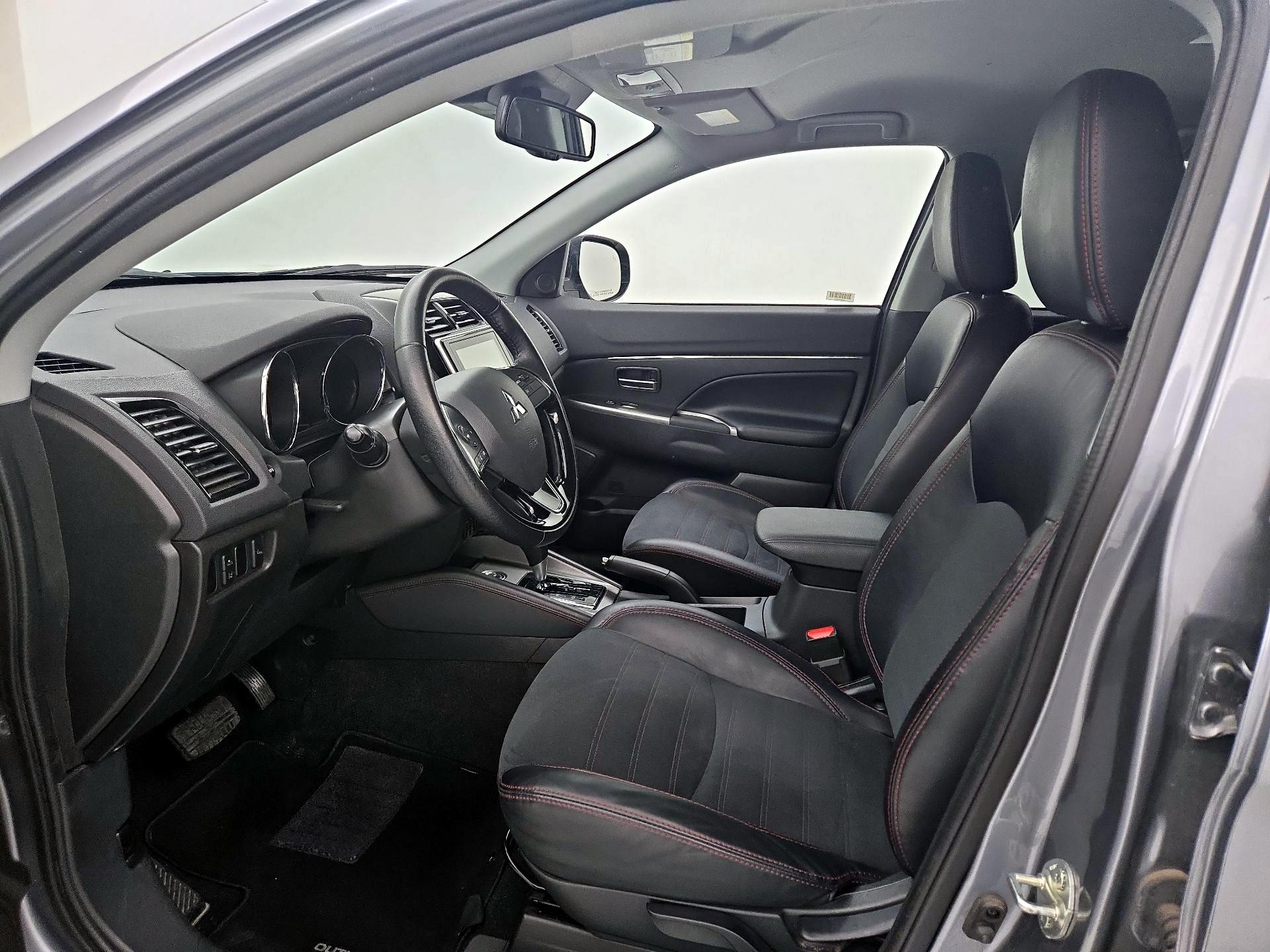 Thumbnail: 2024 Mitsubishi Outlander Sport - 11