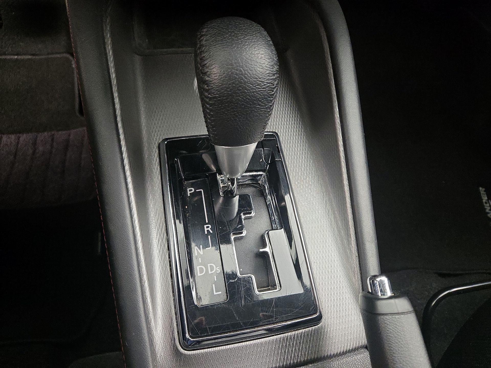 Thumbnail: 2024 Mitsubishi Outlander Sport - 17