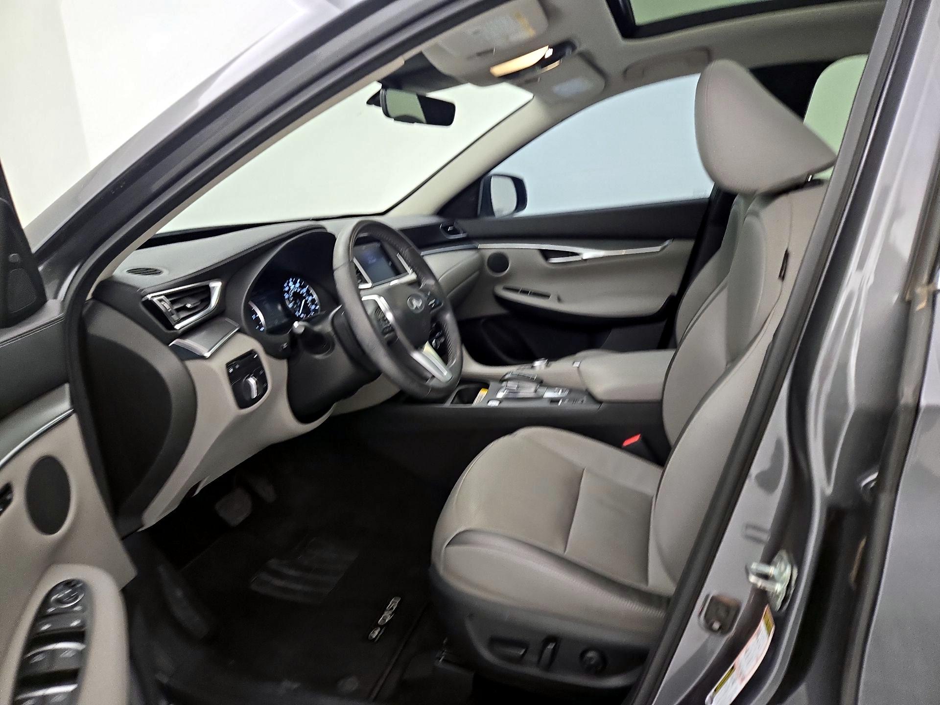 Thumbnail: 2023 INFINITI QX50 - 11