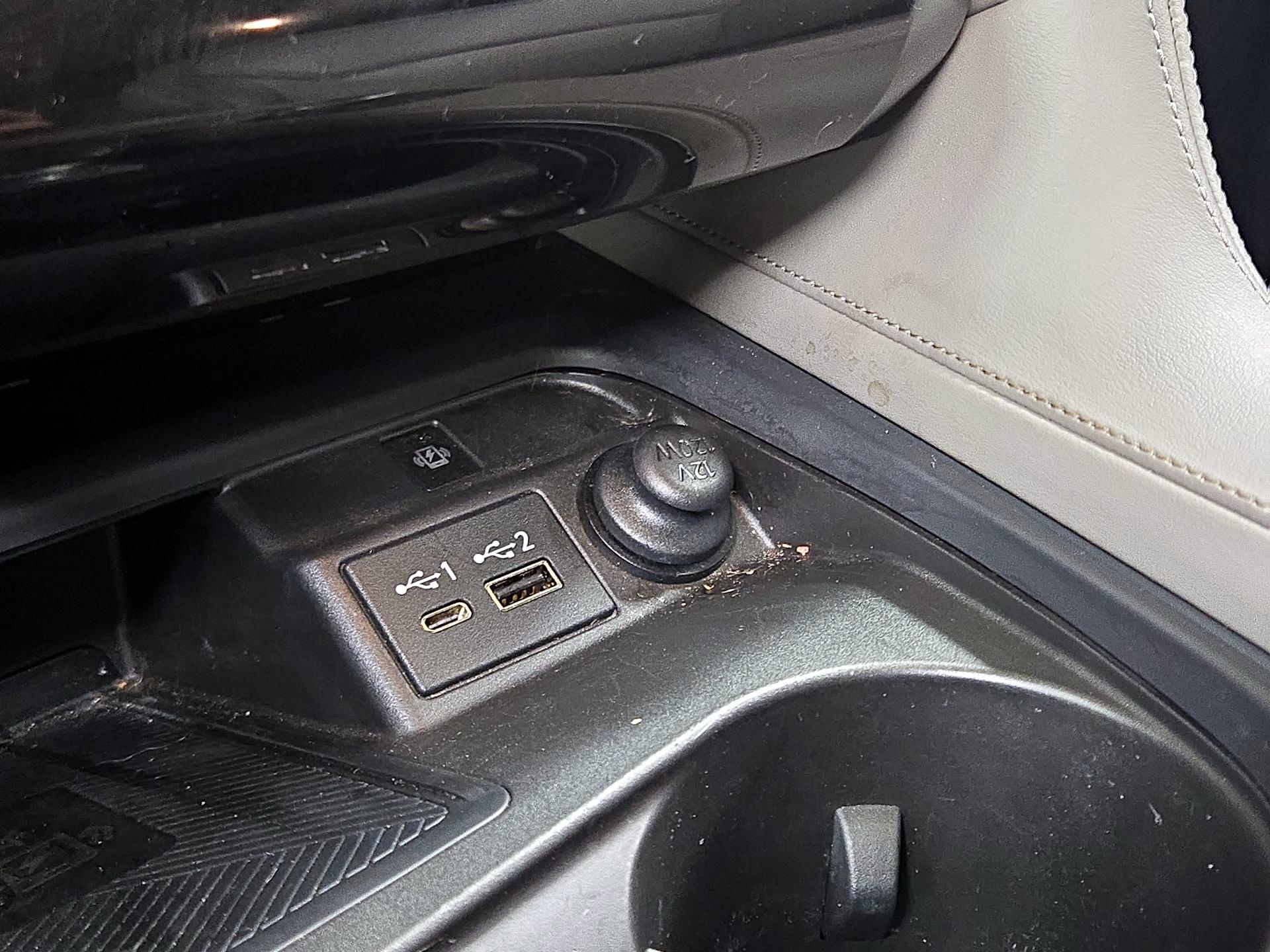 Thumbnail: 2023 INFINITI QX50 - 18