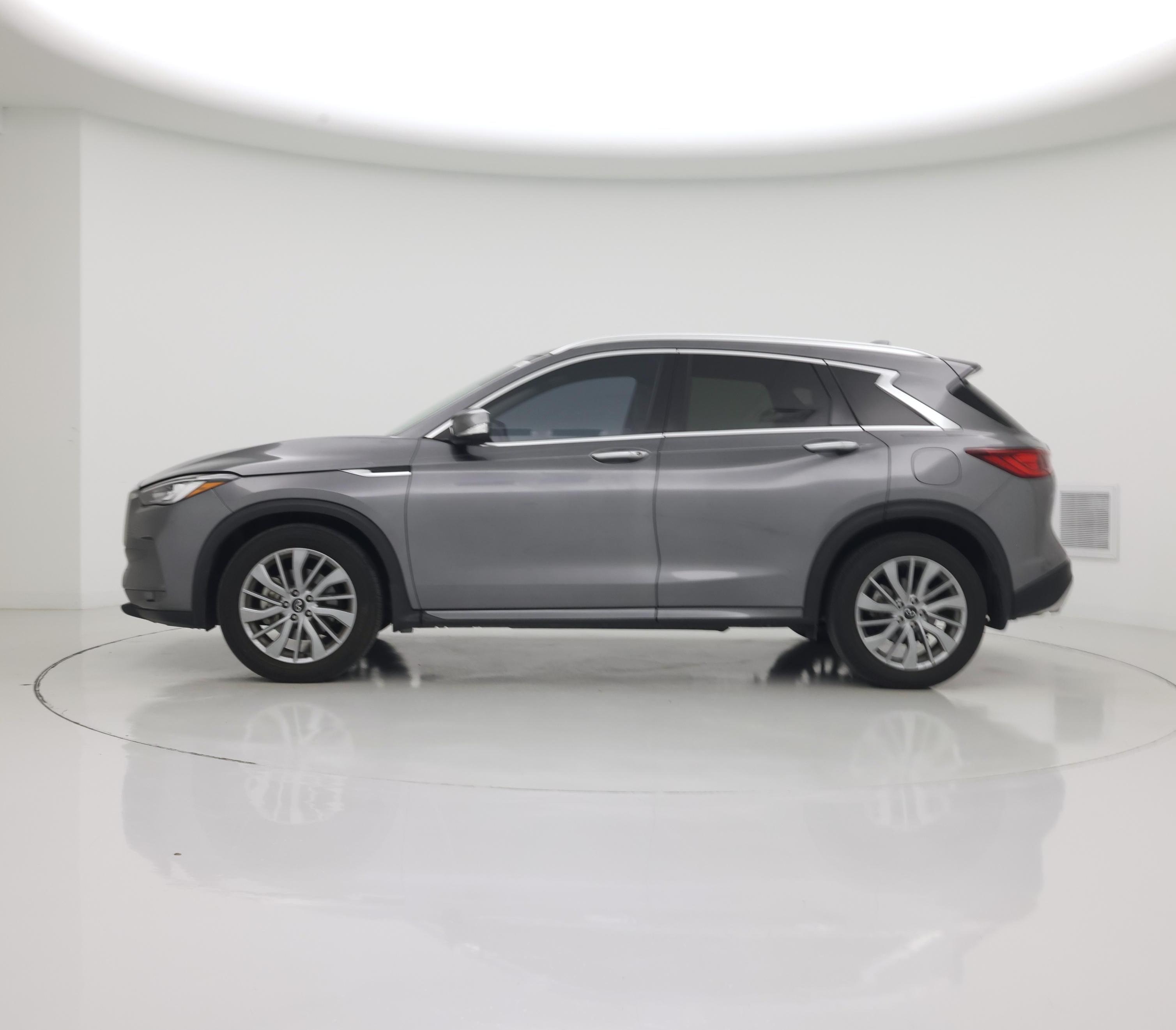 Thumbnail: 2023 INFINITI QX50 - 3