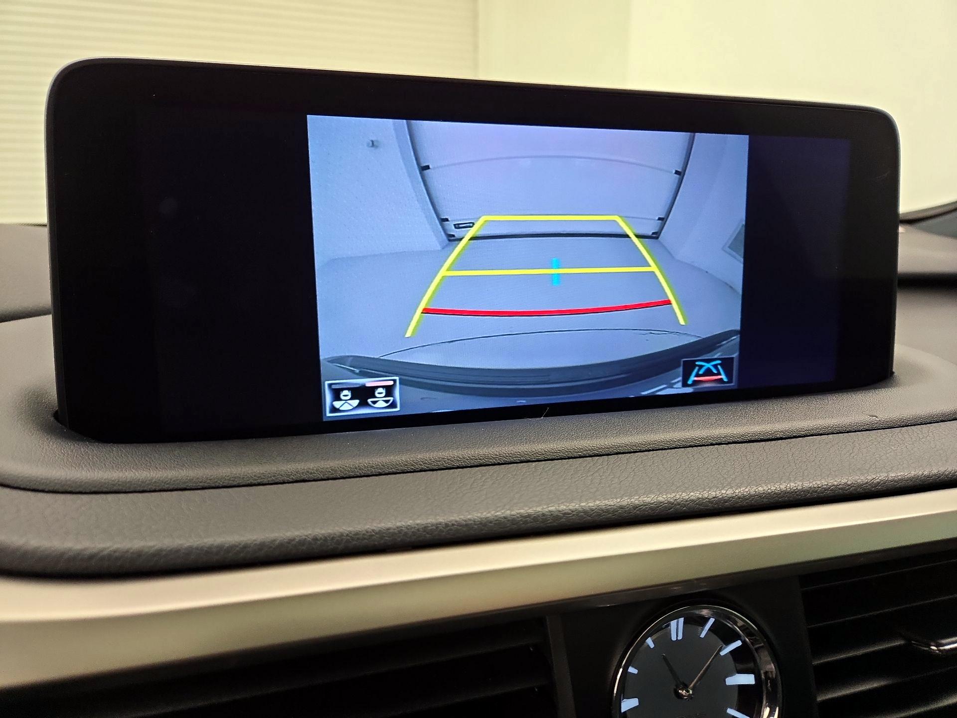 Thumbnail: 2021 Lexus RX - 15