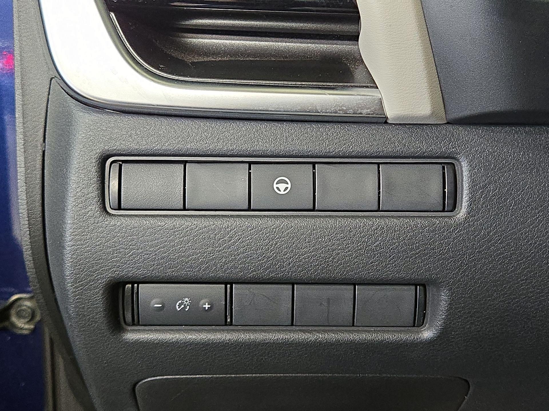 Thumbnail: 2023 Nissan Rogue - 13