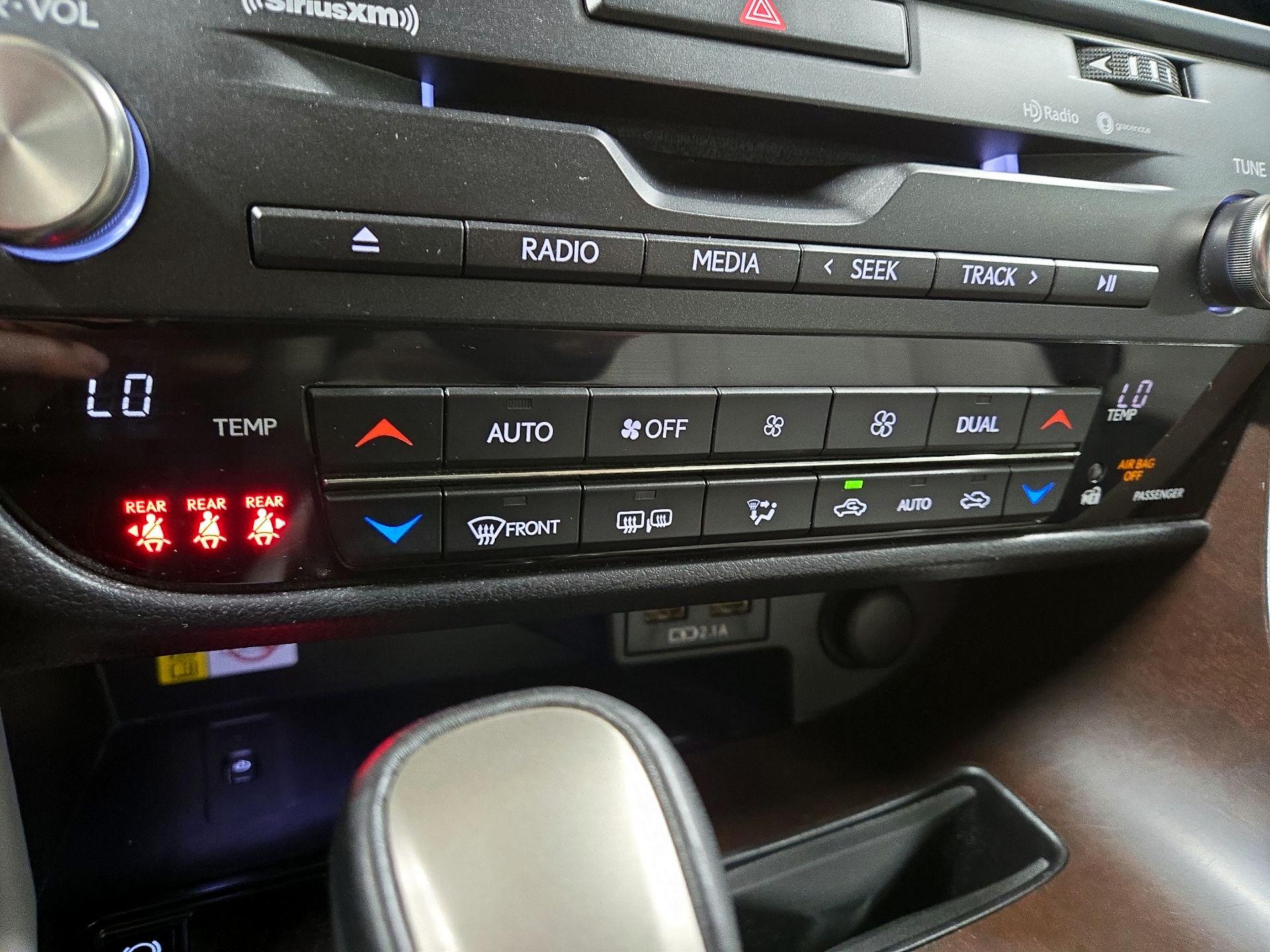 Thumbnail: 2021 Lexus RX - 16