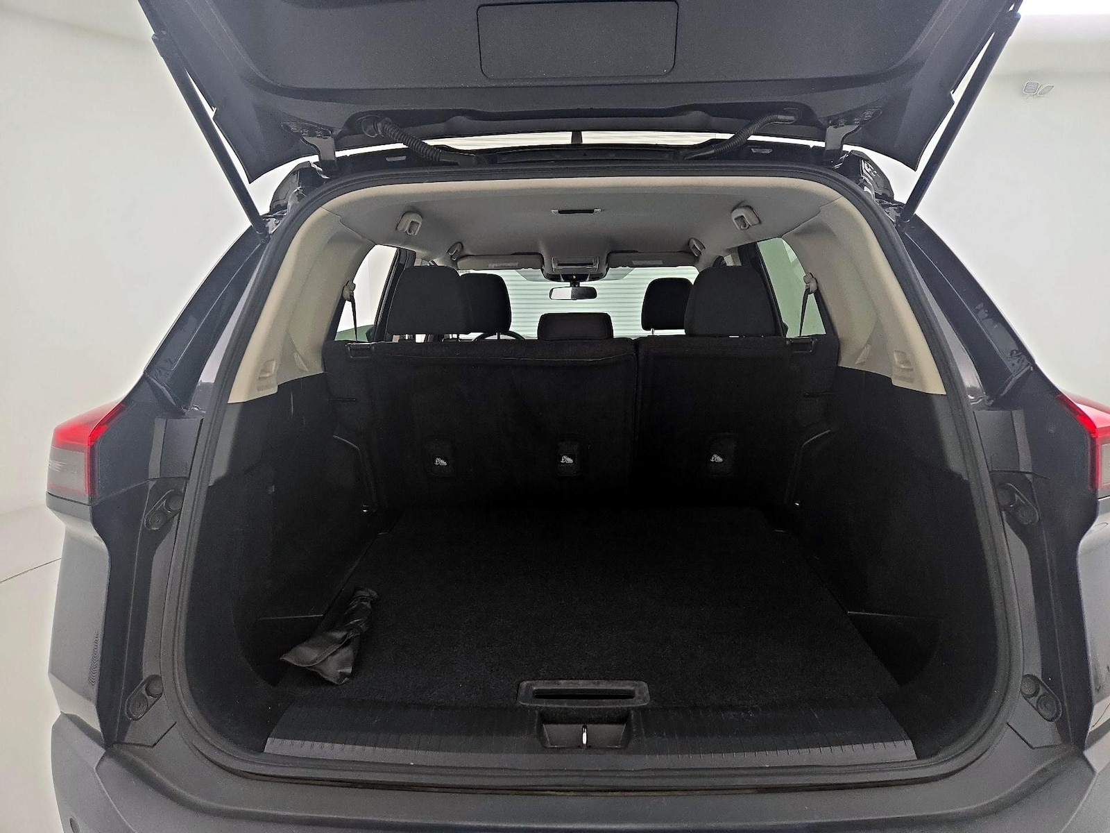 2023 Nissan Rogue S - Photo 21