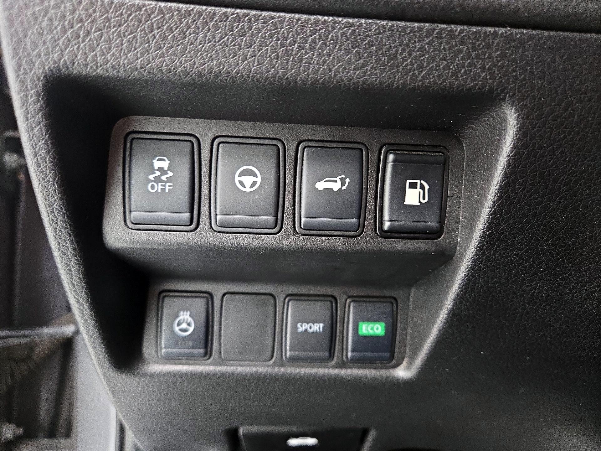 Thumbnail: 2020 Nissan Rogue - 13