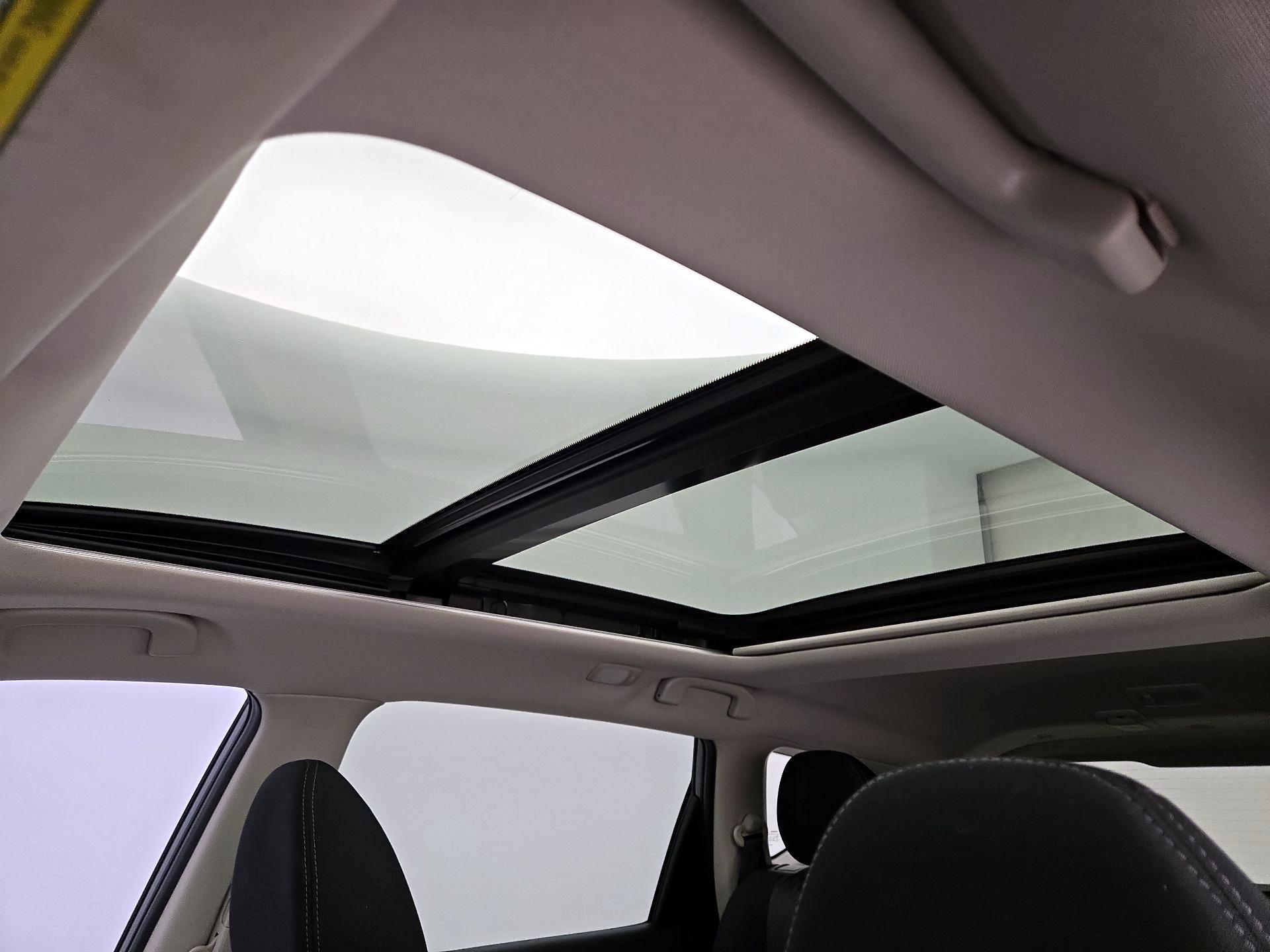 Thumbnail: 2020 Nissan Rogue - 20