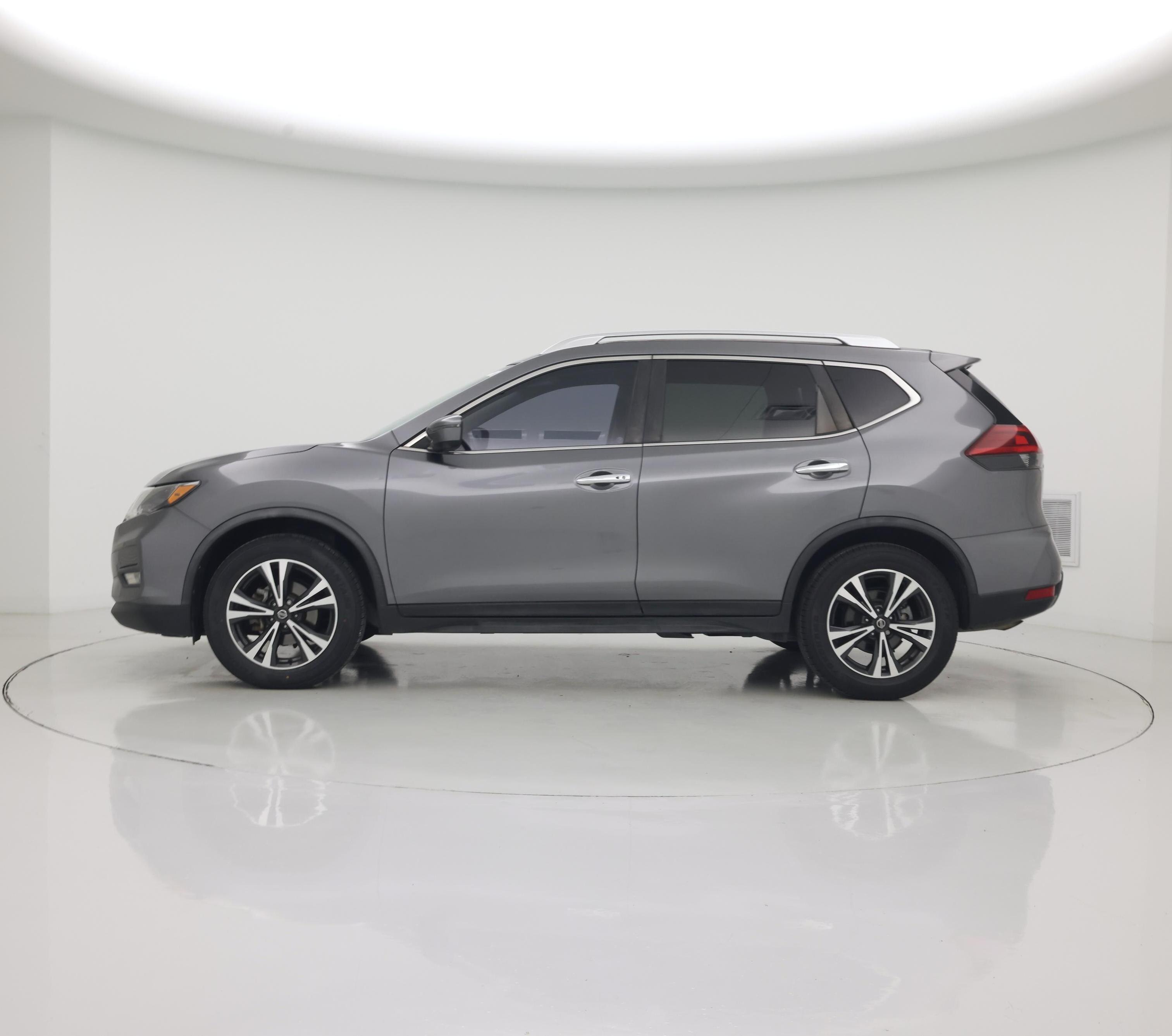 Thumbnail: 2020 Nissan Rogue - 3