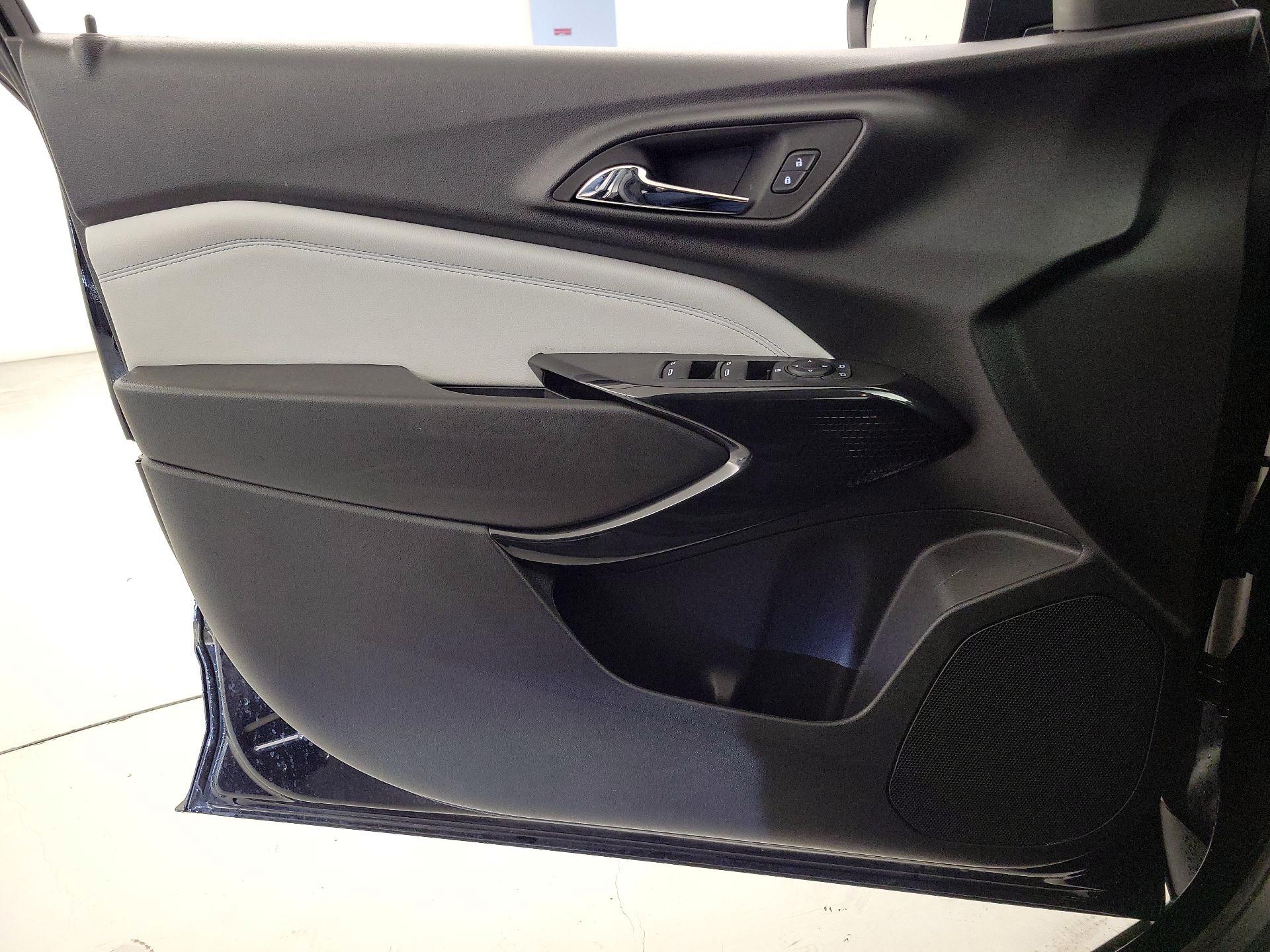 Thumbnail: 2025 Chevrolet Trax - 12