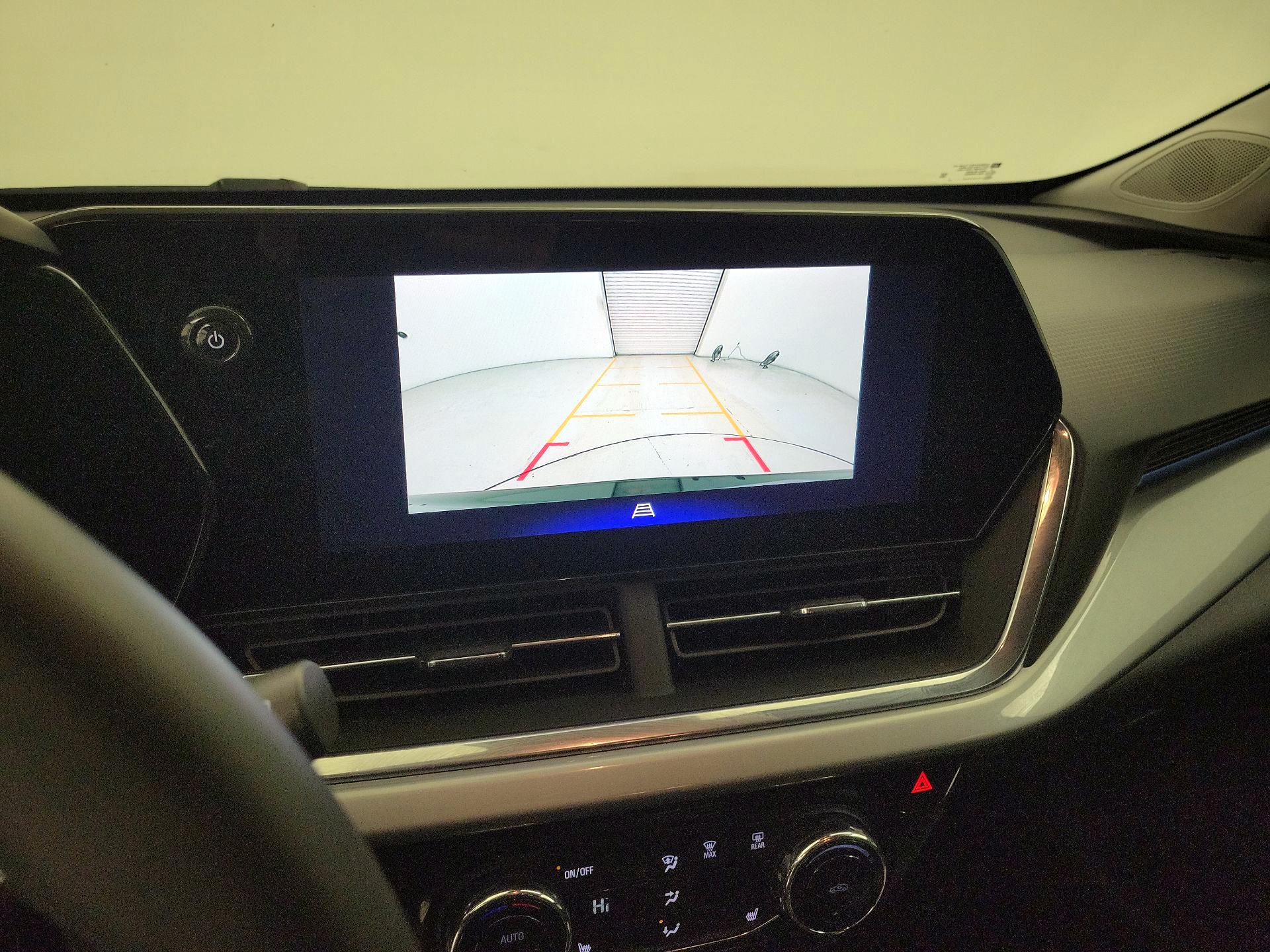 Thumbnail: 2025 Chevrolet Trax - 14