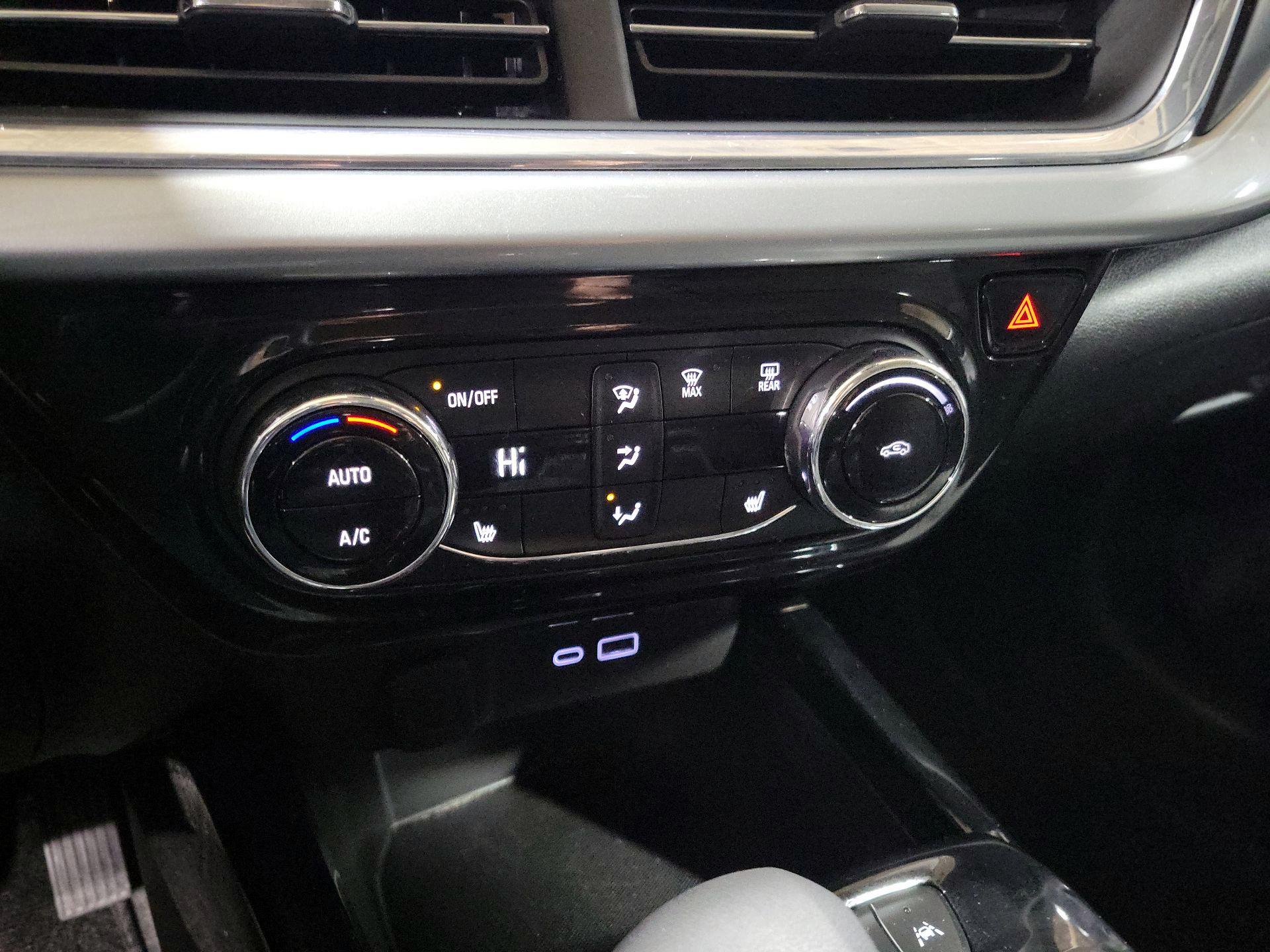 Thumbnail: 2025 Chevrolet Trax - 16