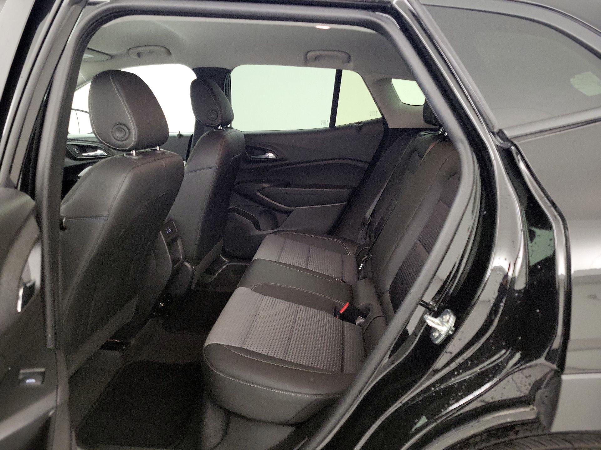 Thumbnail: 2025 Chevrolet Trax - 18