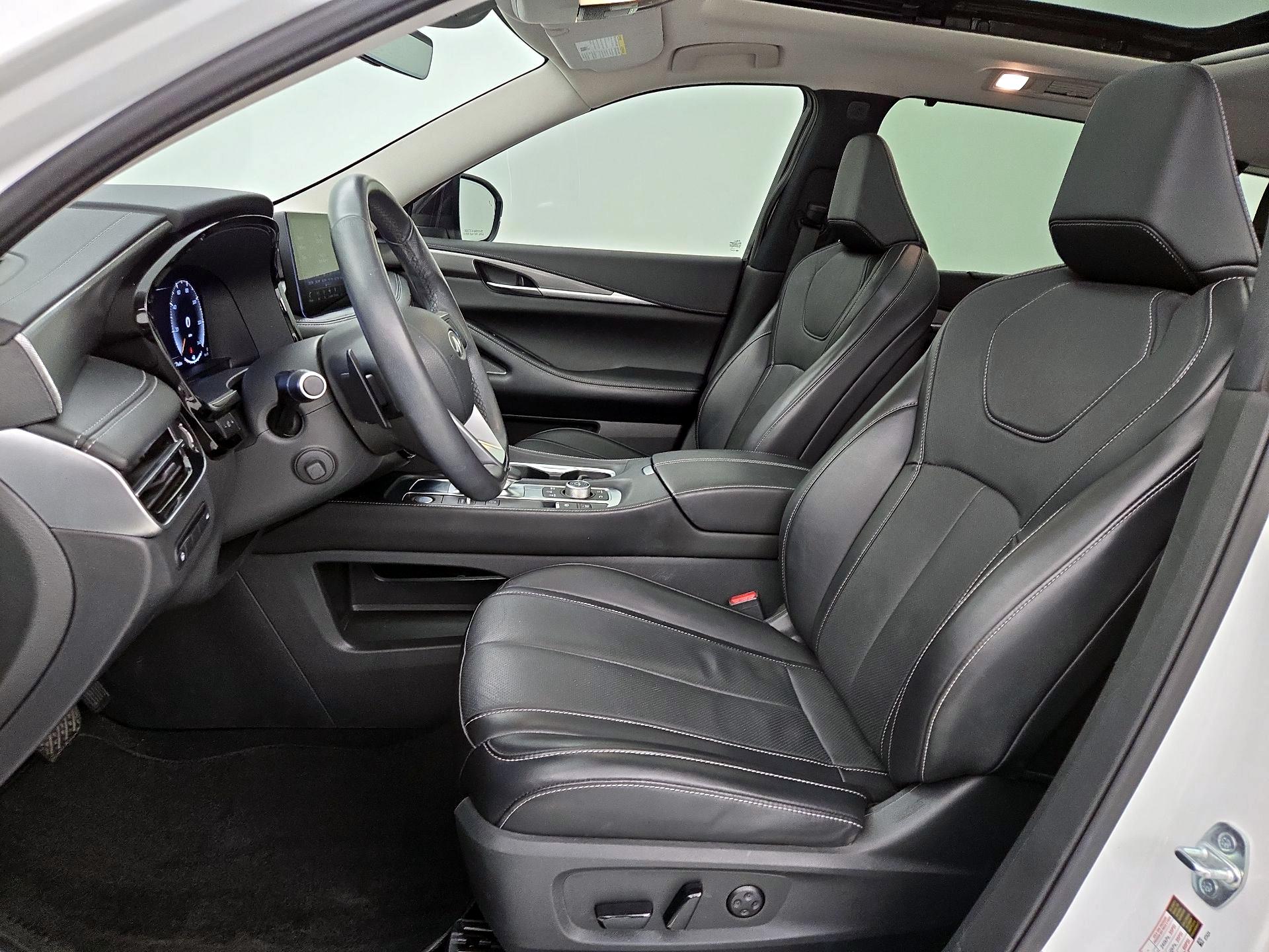 Thumbnail: 2023 INFINITI QX60 - 11