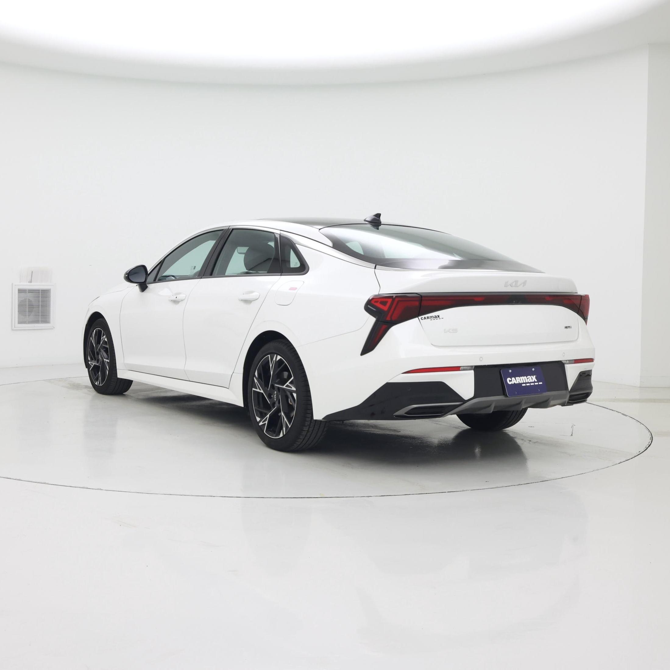 Thumbnail: 2025 Kia K5 - 2