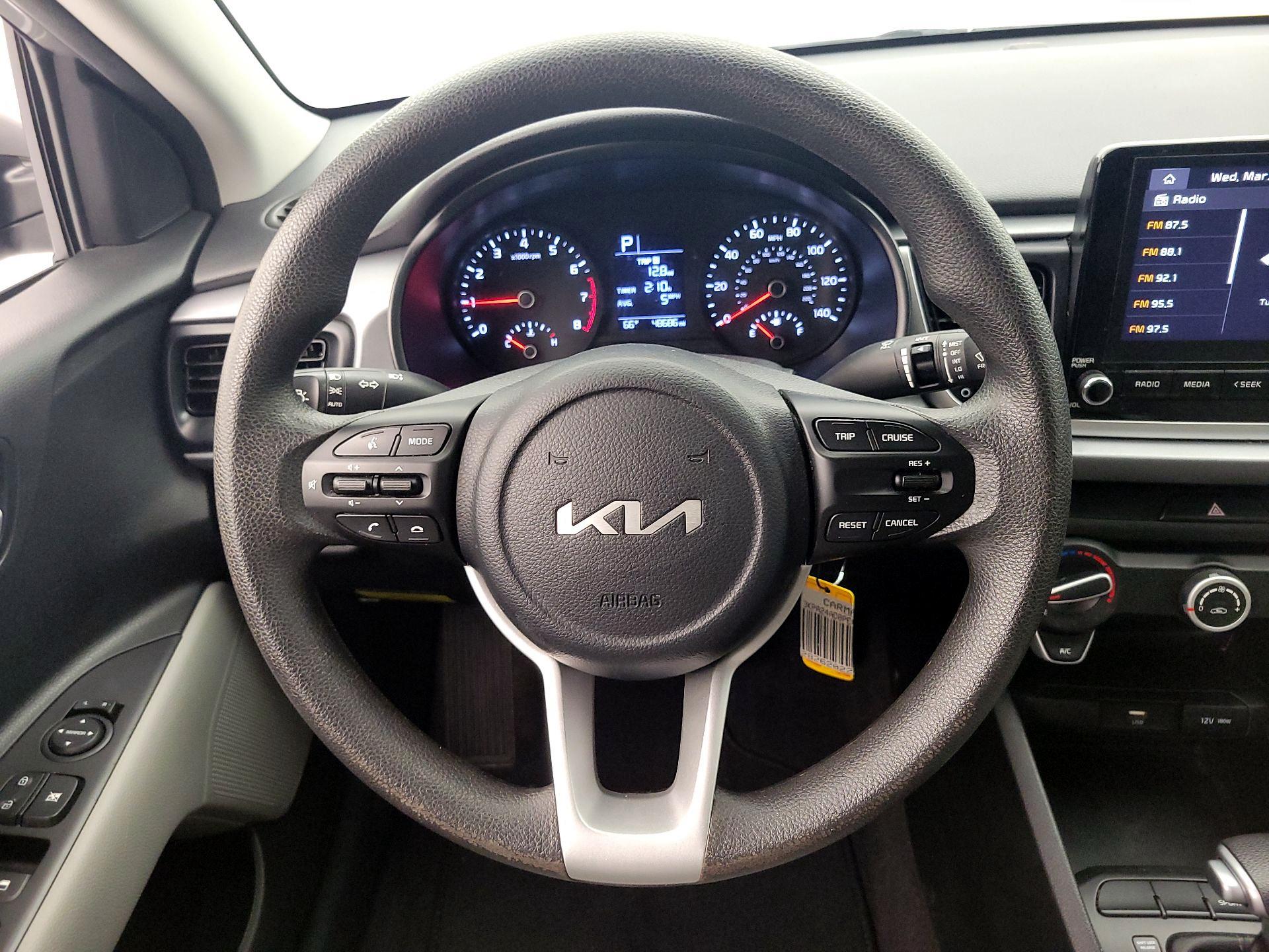 Thumbnail: 2023 Kia Rio - 10