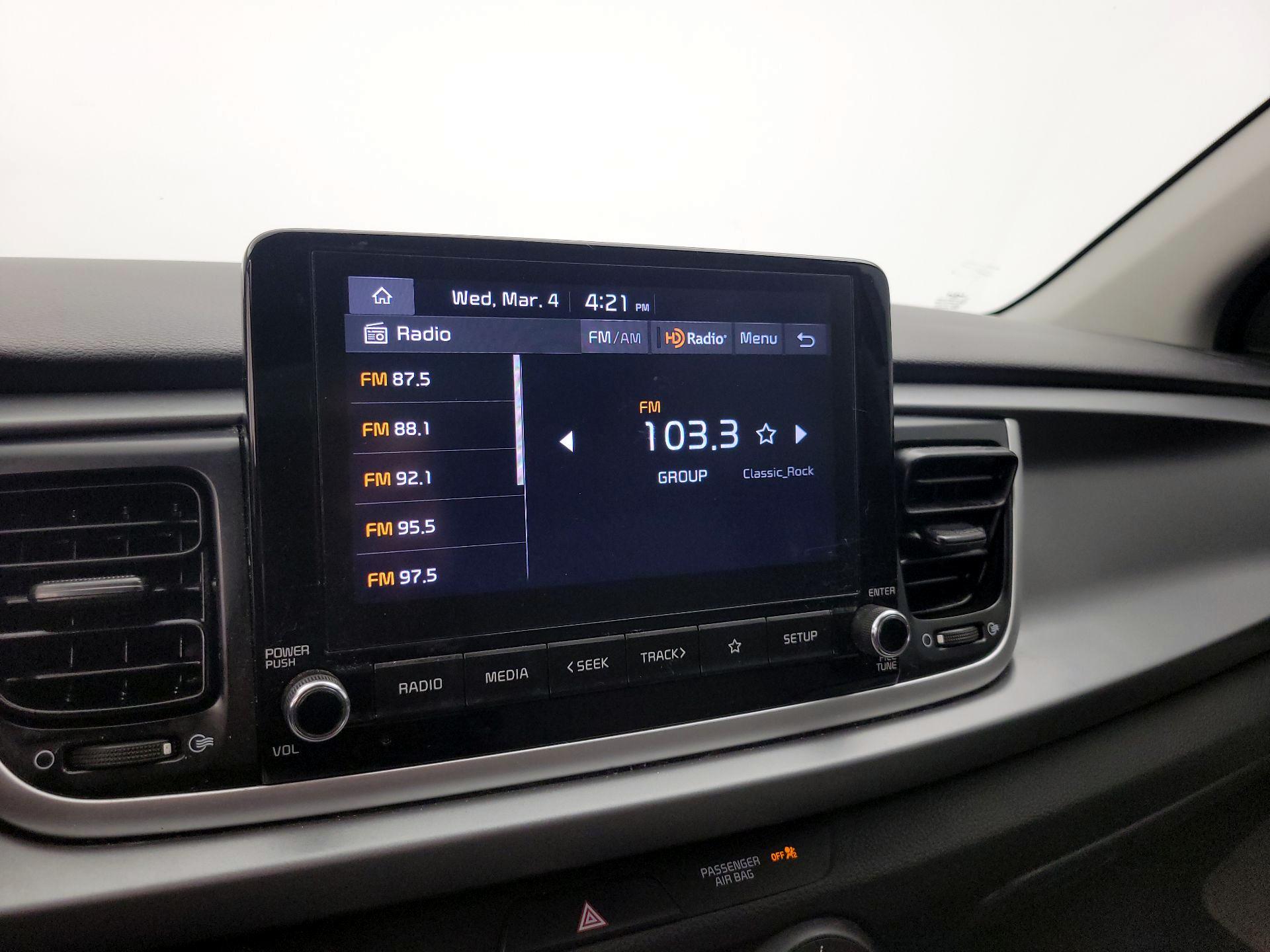 Thumbnail: 2023 Kia Rio - 15