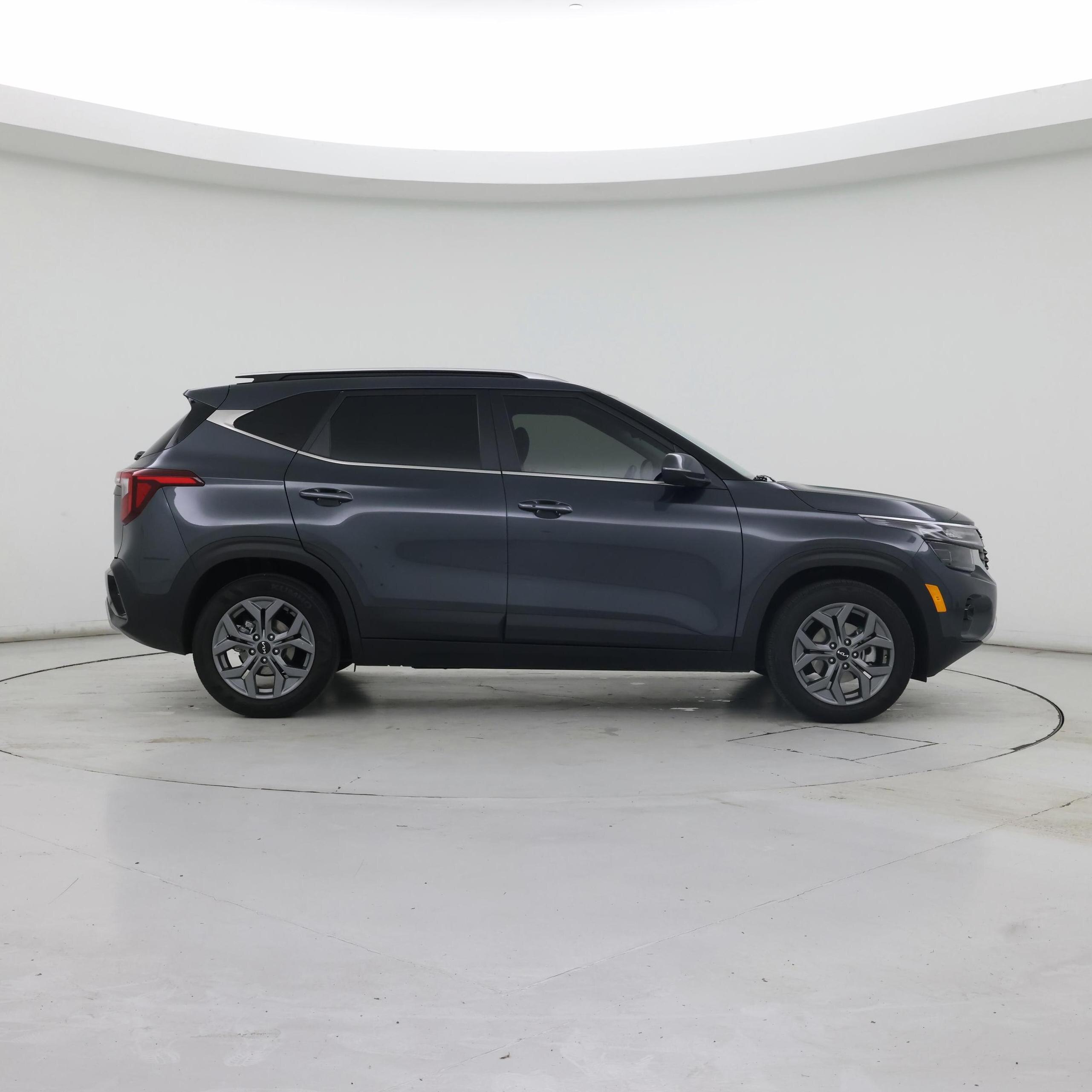 Thumbnail: 2024 Kia Seltos - 7