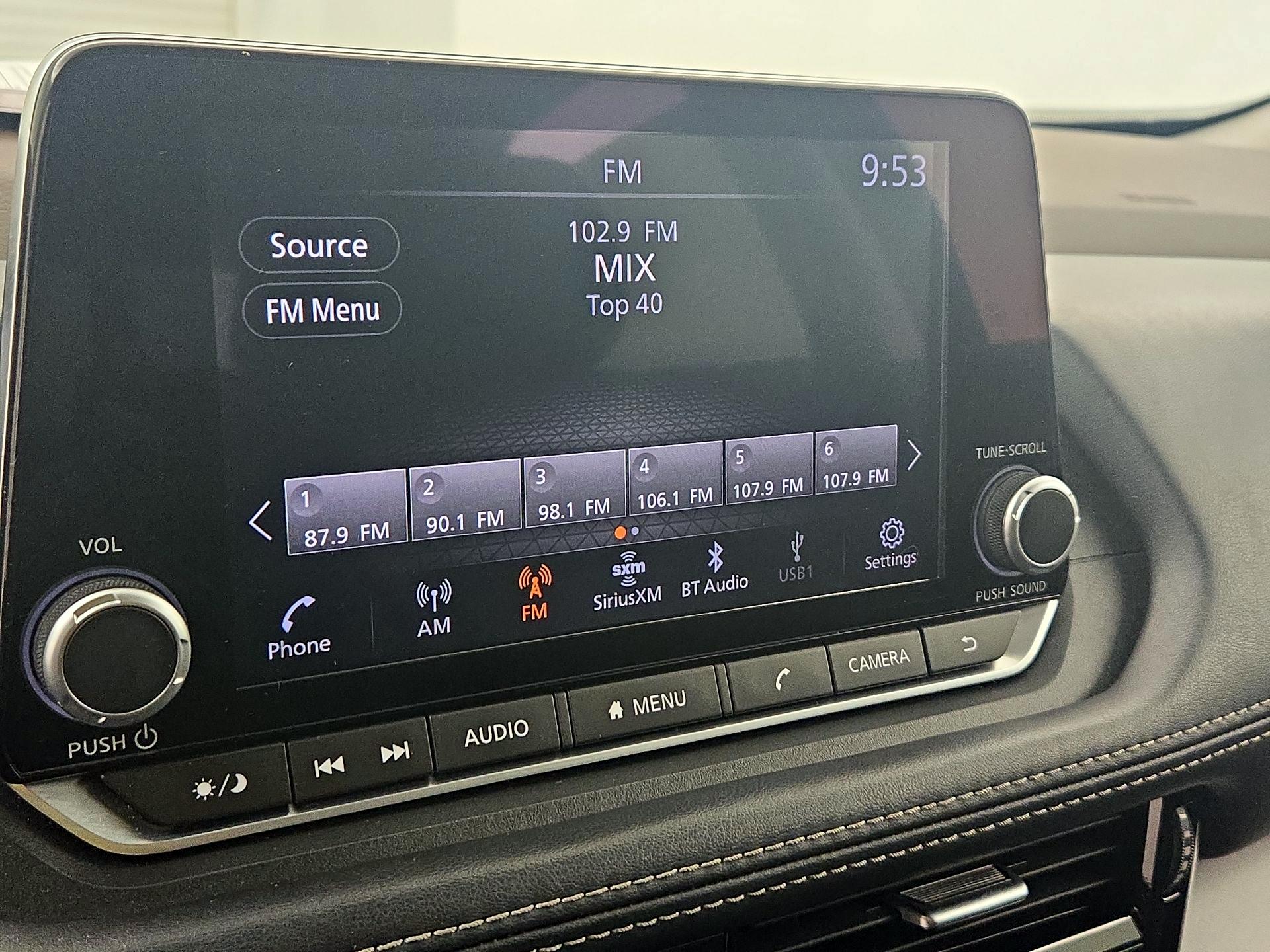 Thumbnail: 2023 Nissan Rogue - 15