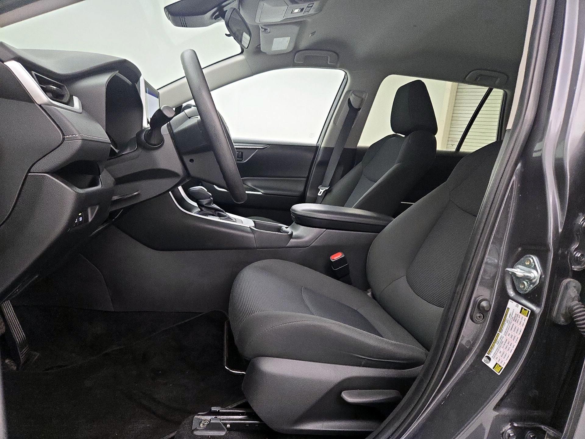 Thumbnail: 2024 Toyota RAV4 - 11