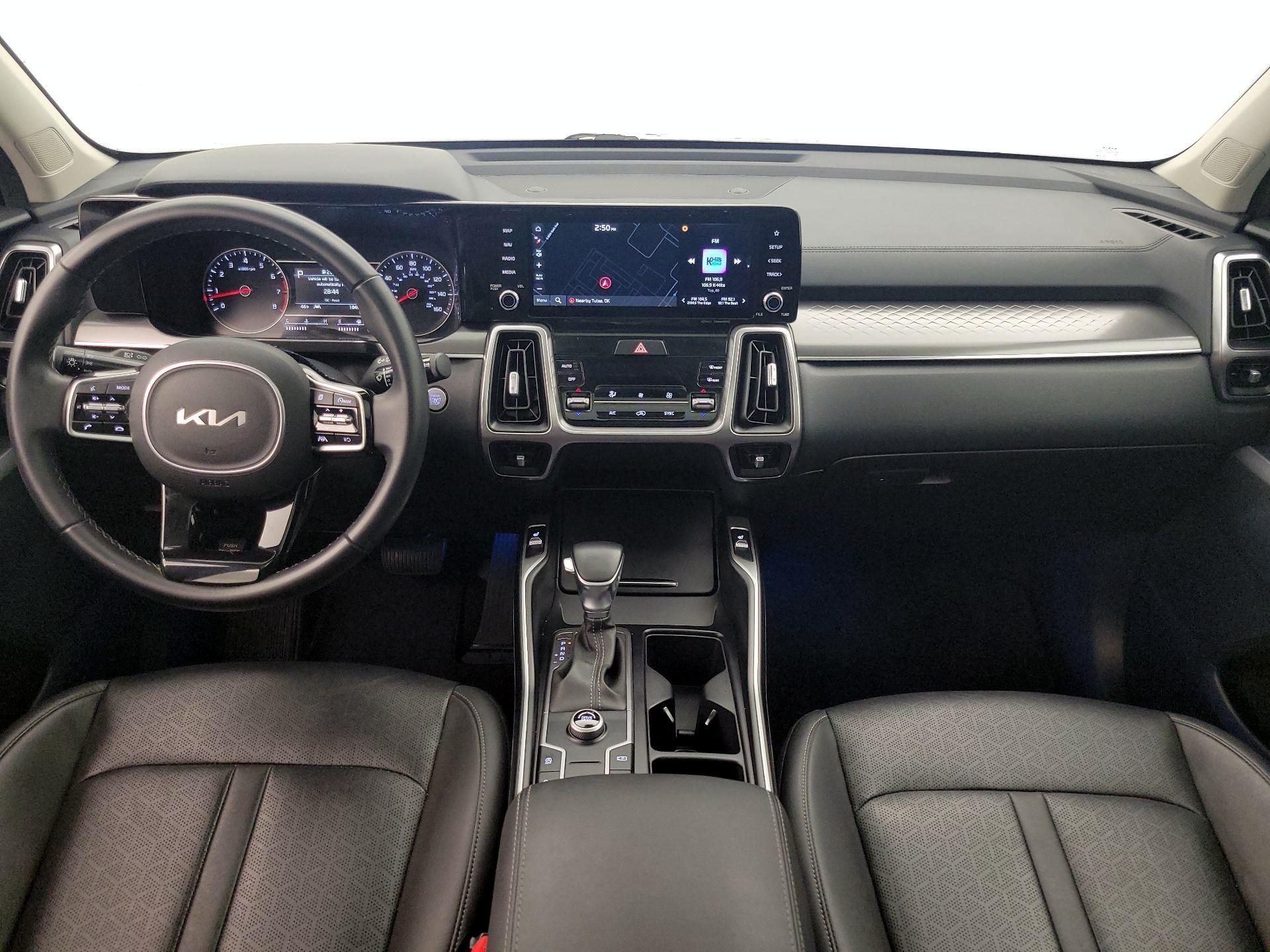 Thumbnail: 2023 Kia Sorento - 9