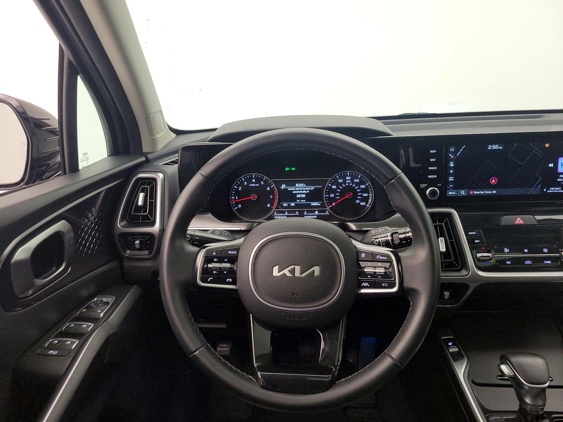 Thumbnail: 2023 Kia Sorento - 10