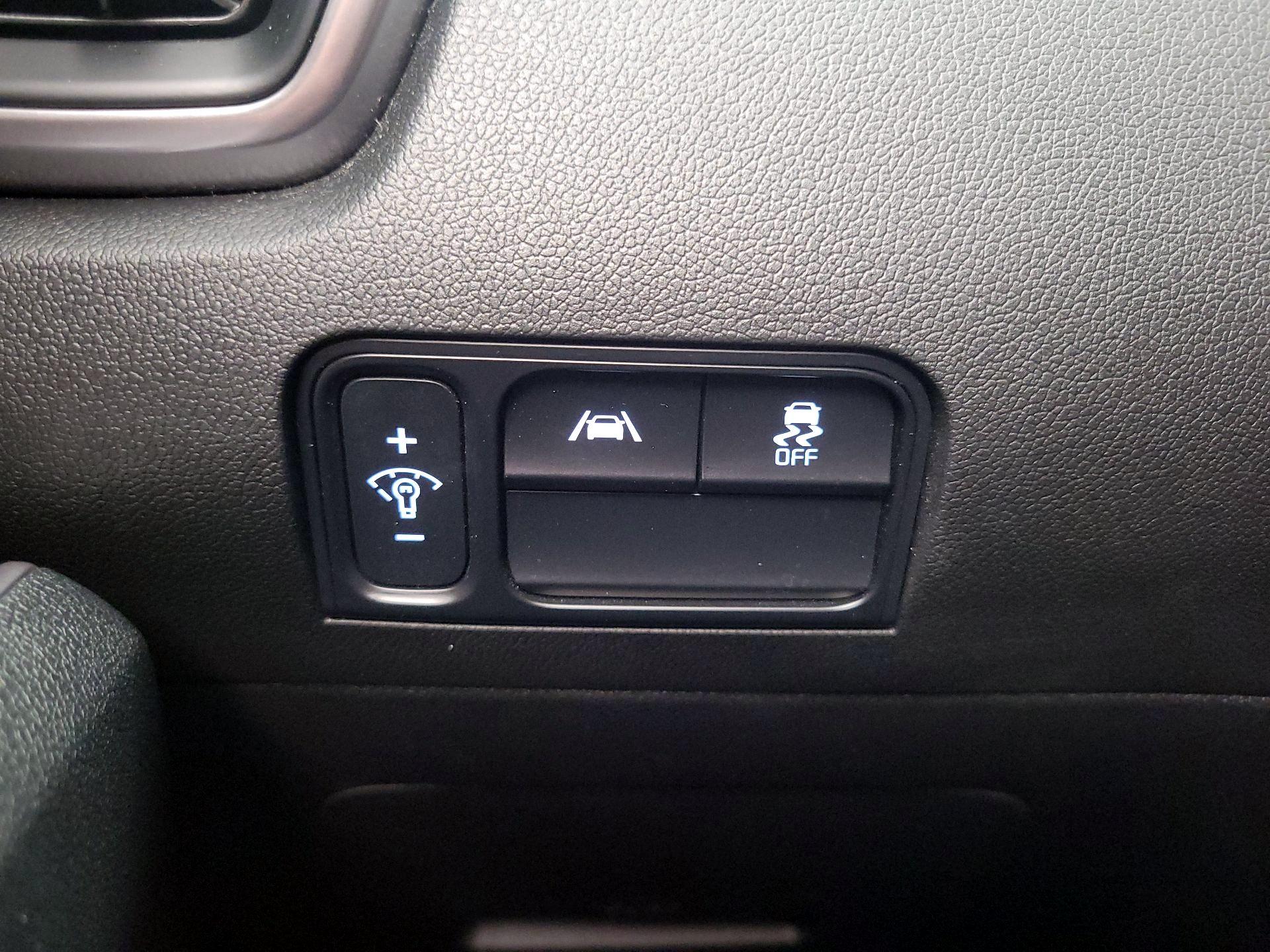 Thumbnail: 2023 Kia Sorento - 13