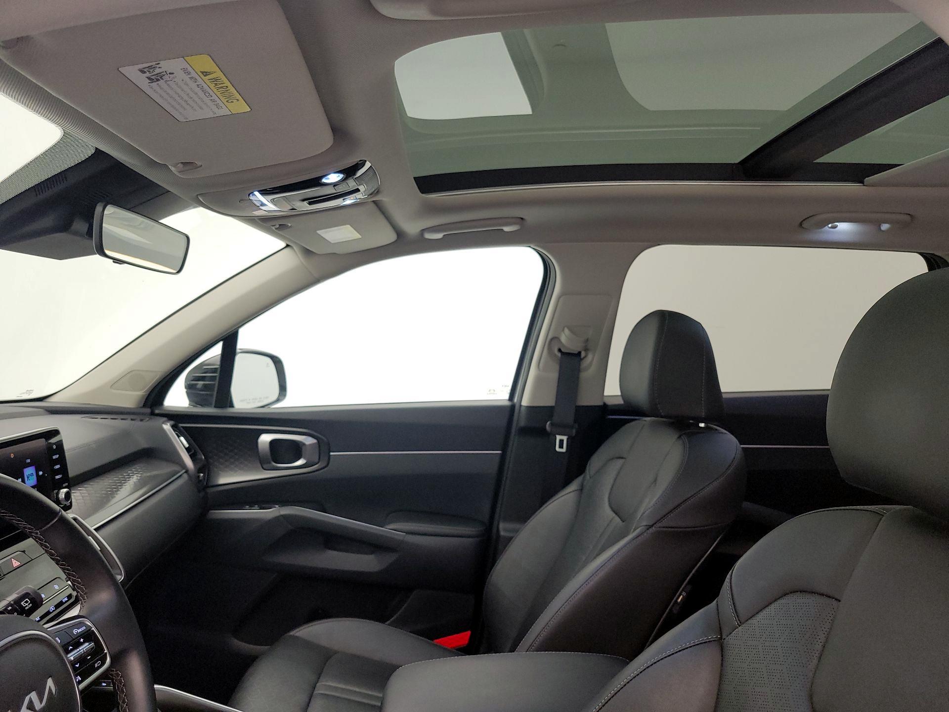 Thumbnail: 2023 Kia Sorento - 20