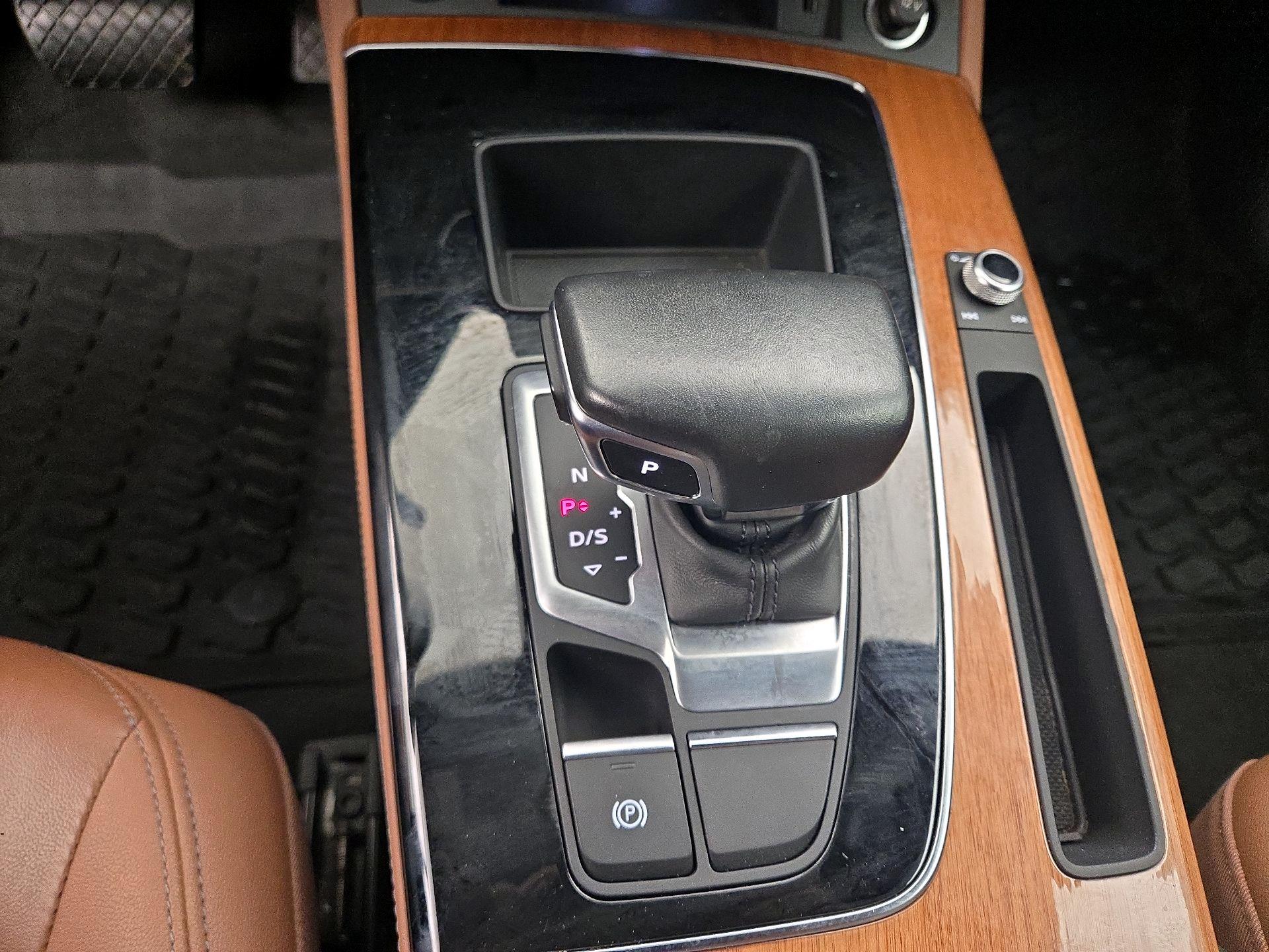 Thumbnail: 2021 Audi Q5 - 17