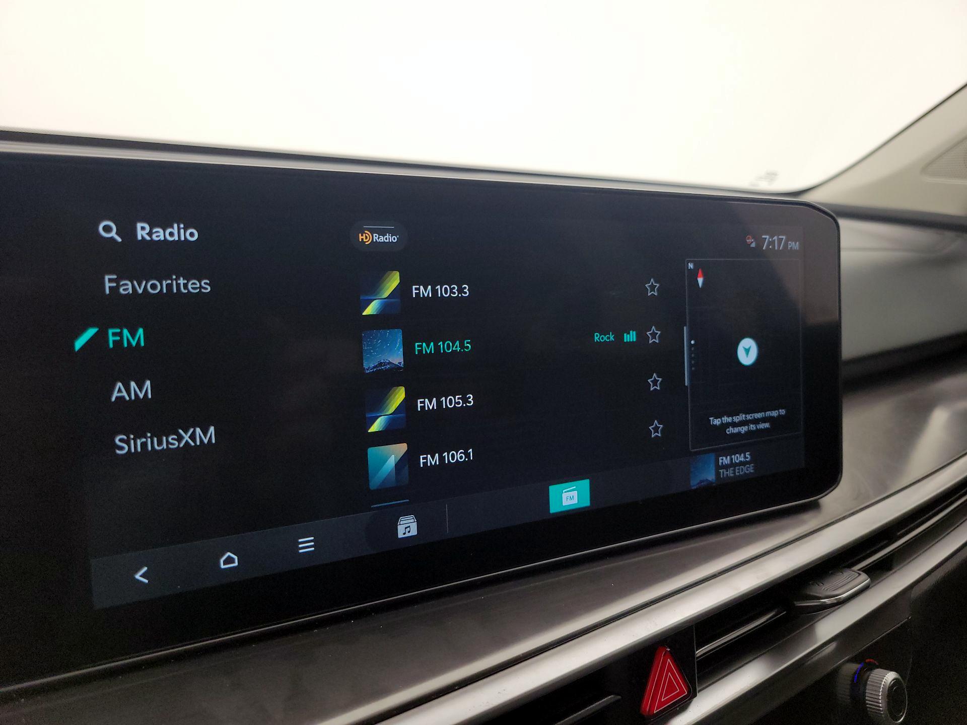 Thumbnail: 2025 Kia Sorento - 16