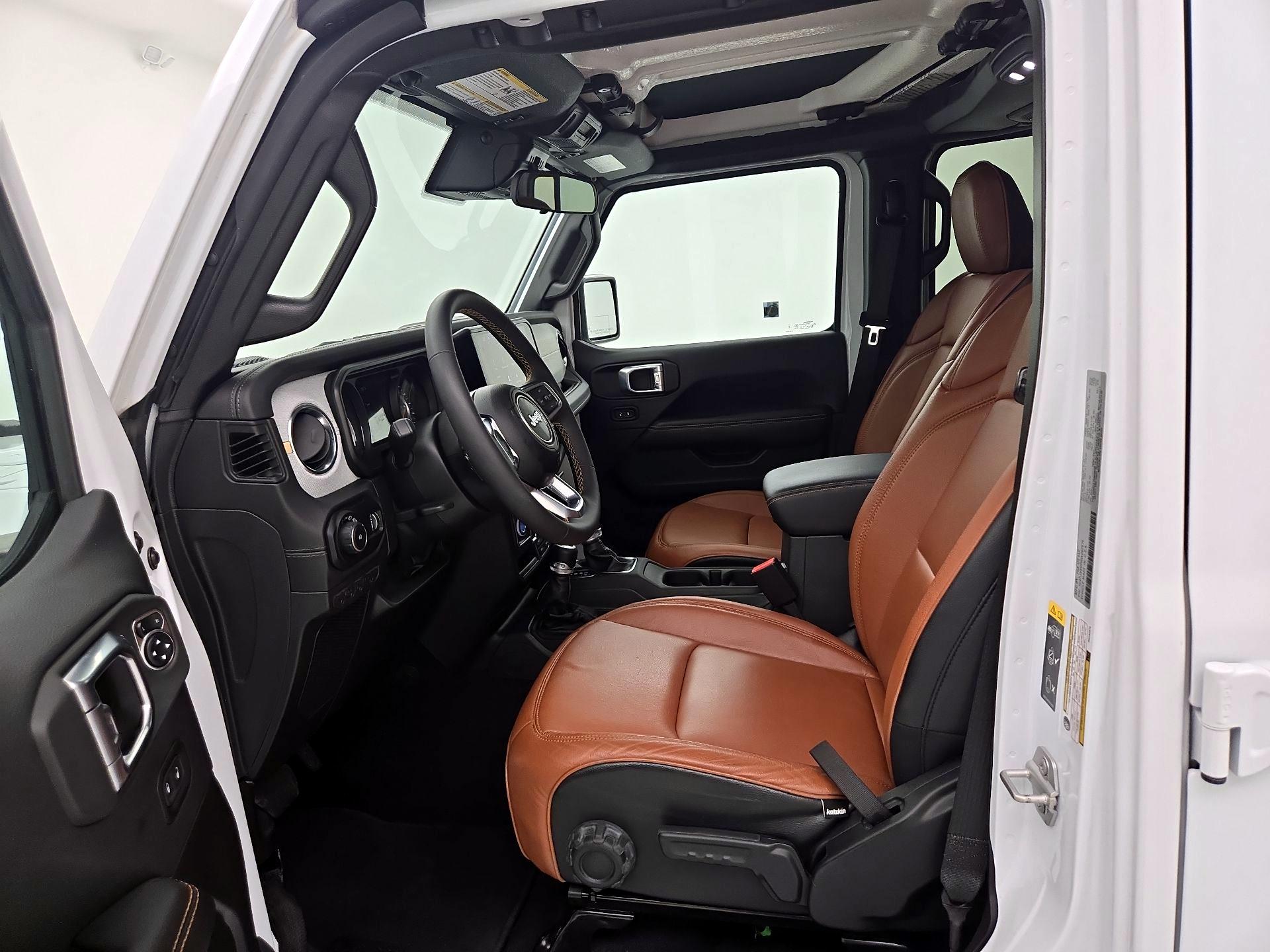 Thumbnail: 2024 Jeep Wrangler - 11