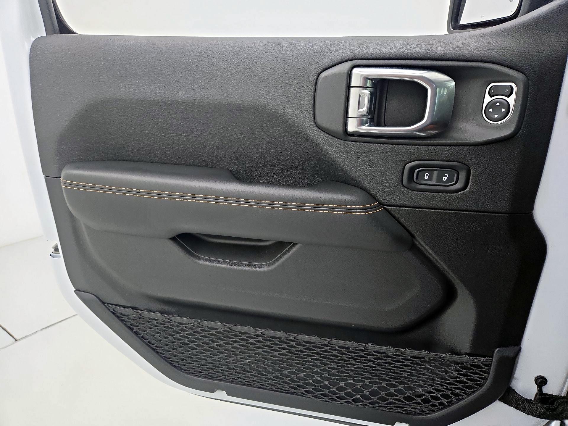 Thumbnail: 2024 Jeep Wrangler - 12